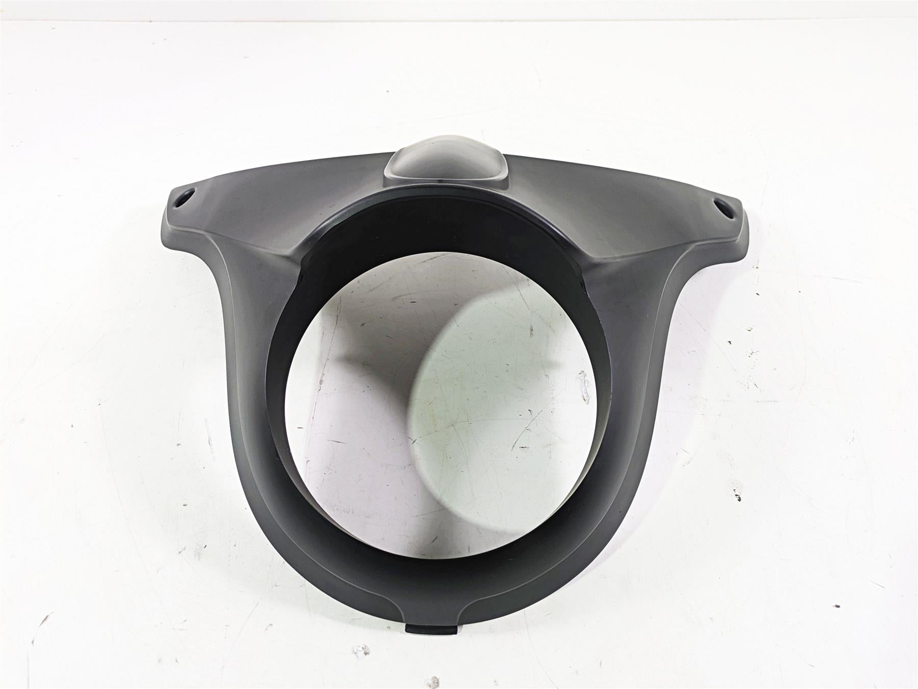 2018 Indian Chieftain Limited Kuryakyn Signature Series Headlight Bezel P377140 {{ shop.shopifyCountryName }} - Mototech271