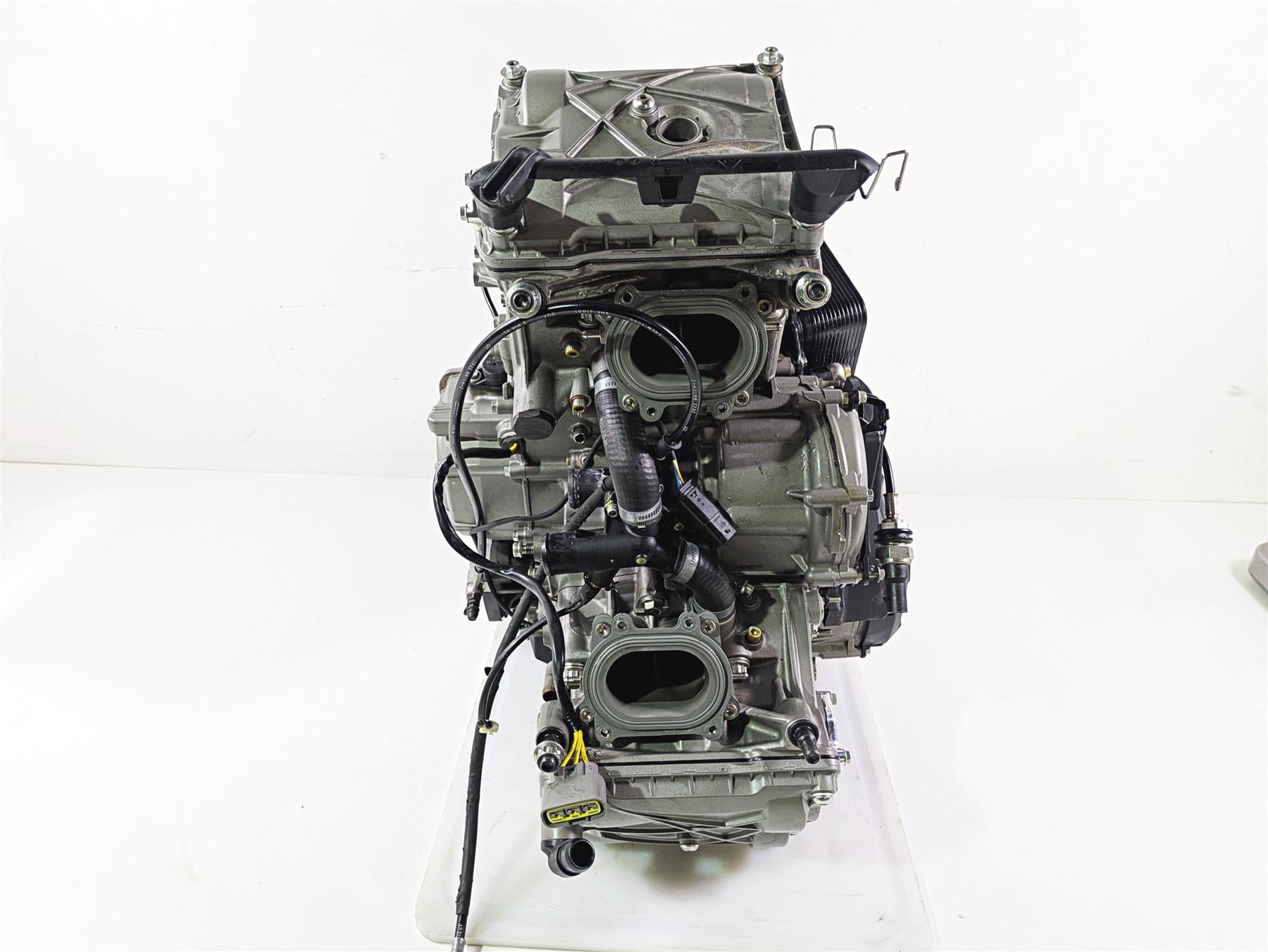 2022 Ducati Streetfighter V2 Running Engine Motor 4K Only - Video 225P0263A {{ shop.shopifyCountryName }} - Mototech271