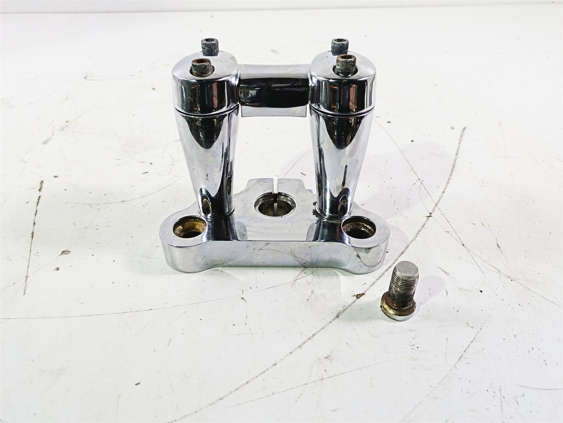 2005 Harley Softail FLSTSCI Heritage Springer Aftermarket Triple Tree & Risers {{ shop.shopifyCountryName }} - Mototech271
