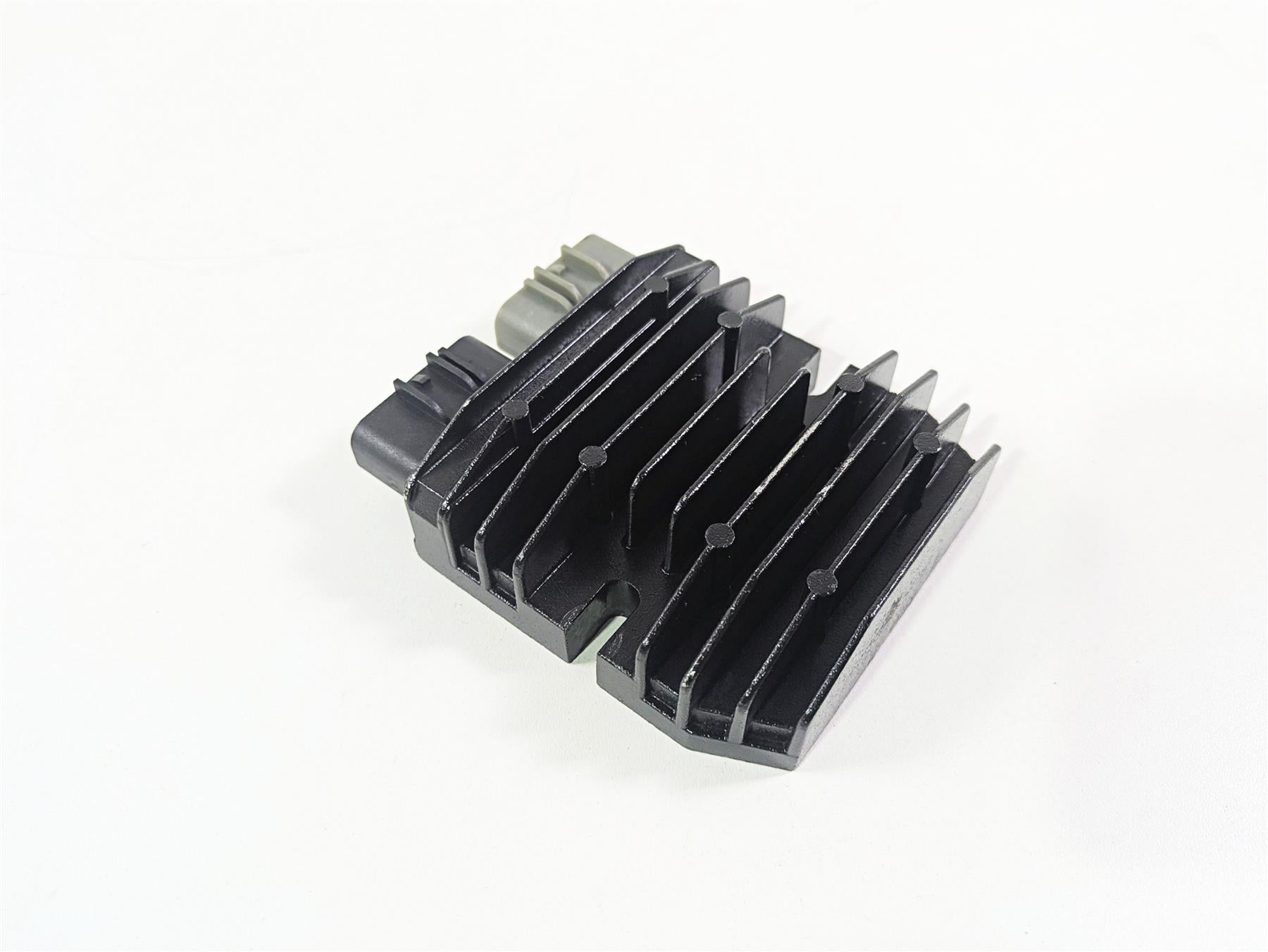 2016 Kawasaki ZX10R Ninja Rectifier Voltage Regulator 21066-0748