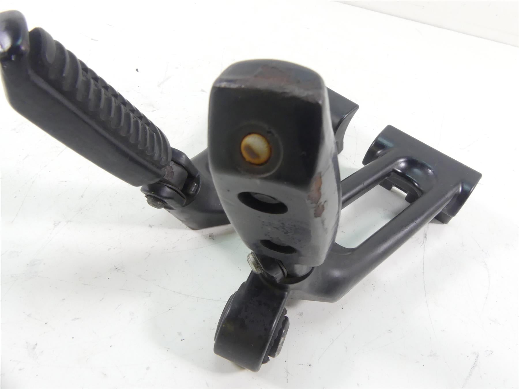 2006 Harley VRSCD Night V Rod Rear Passenger Footpeg Set -Read 51094-06 51095-06 {{ shop.shopifyCountryName }} - Mototech271