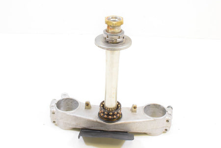 2006 Suzuki GSXR600 GSX-R600 Lower Triple Tree Steering Yoke 51410-01H00 {{ shop.shopifyCountryName }} - Mototech271