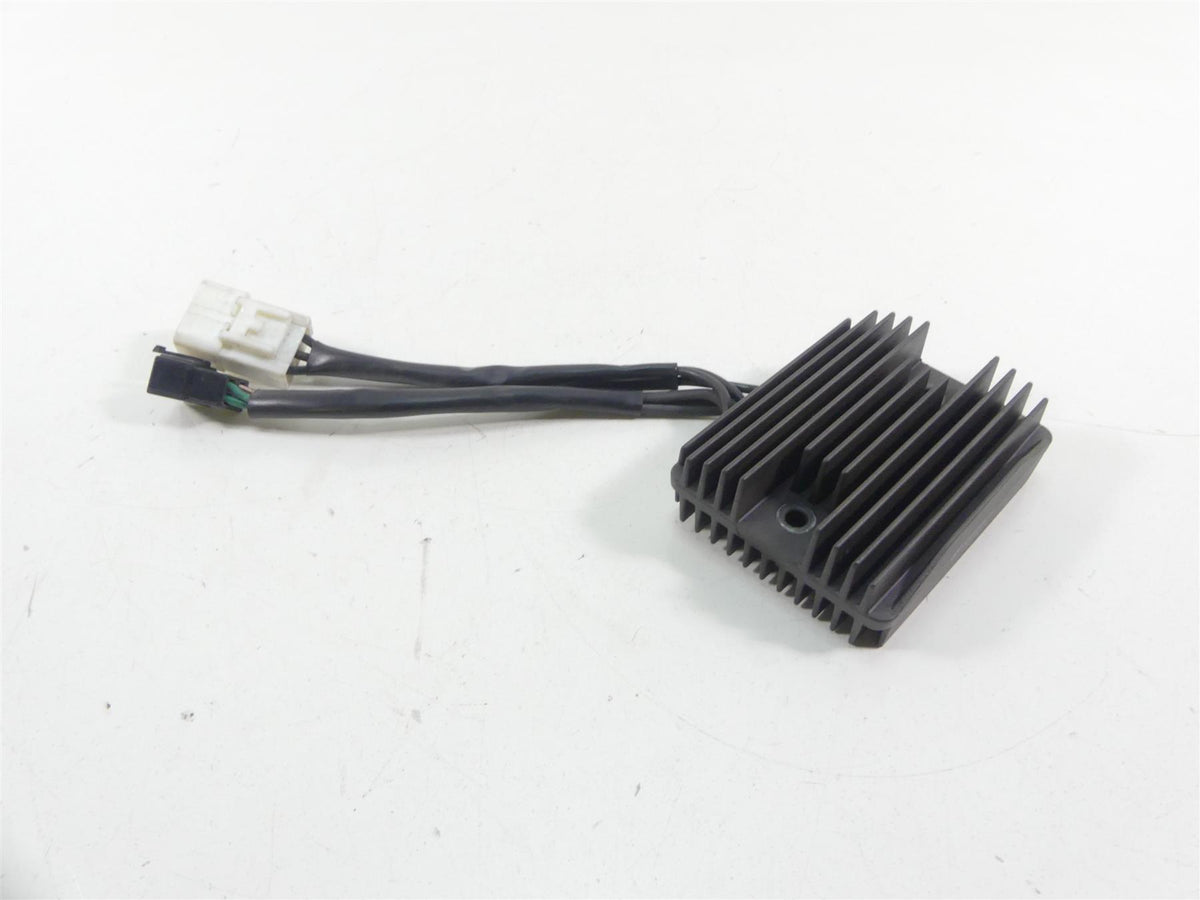 2019 Moto Guzzi V7 III Stone 750 Rectifier Voltage Regulator 1D001549 SH689JF {{ shop.shopifyCountryName }} - Mototech271