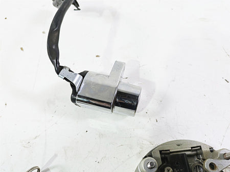 2004 Victory Kingpin Ignition Switch Key Tank Cap Set 4011023 {{ shop.shopifyCountryName }} - Mototech271