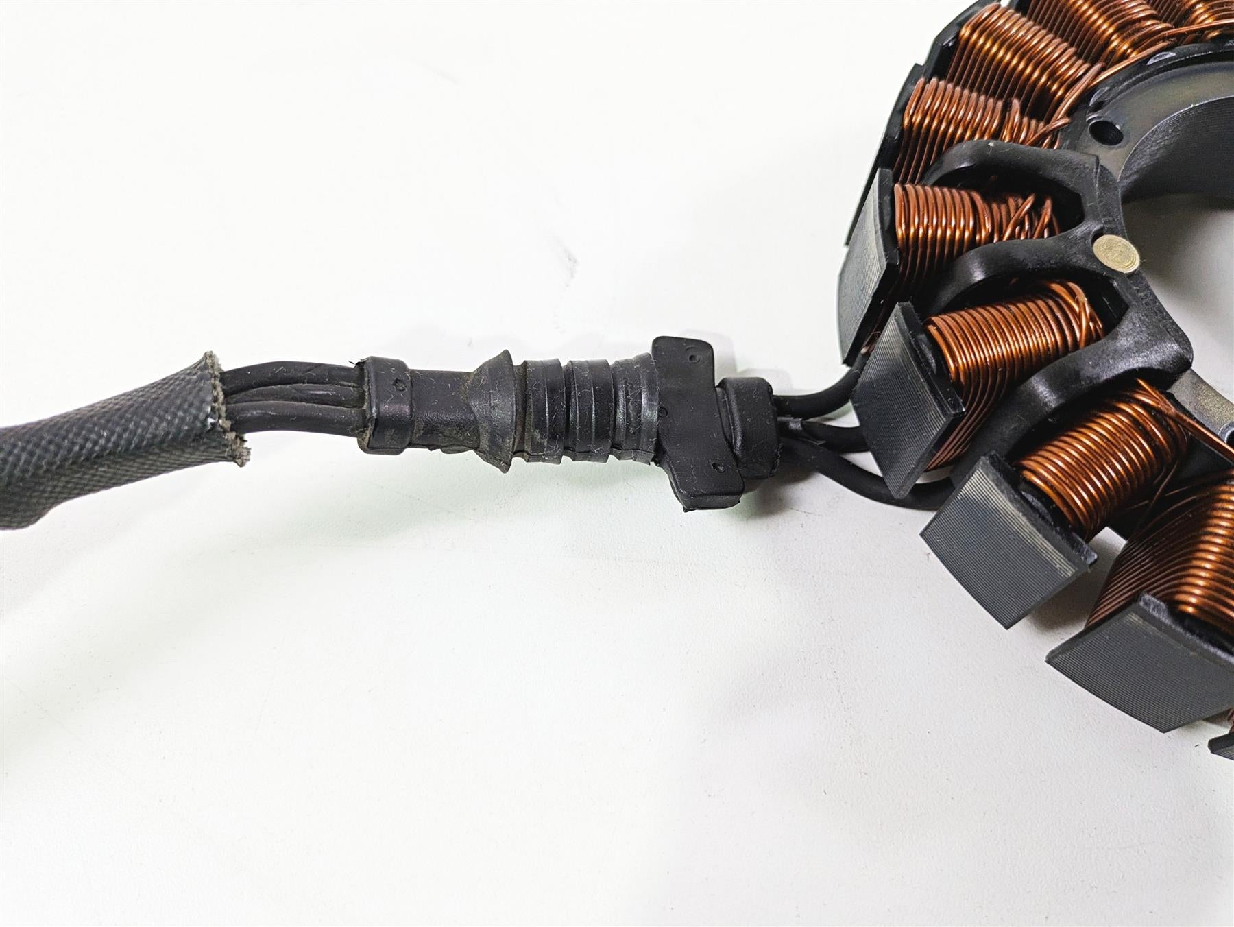 2011 Harley FXDC Dyna Super Glide Stator Alternator Generator 30017-08 {{ shop.shopifyCountryName }} - Mototech271