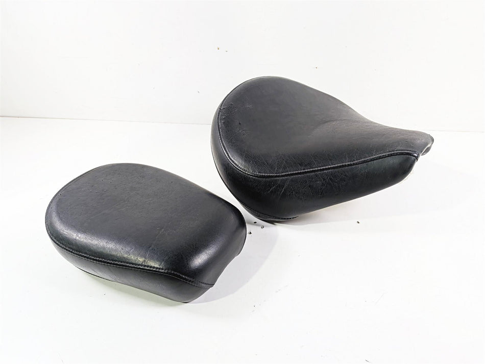 2002 Yamaha XVS650 V-Star Classic Front Rear Seat Saddle Set 5BN-24710 5SC-24750 {{ shop.shopifyCountryName }} - Mototech271