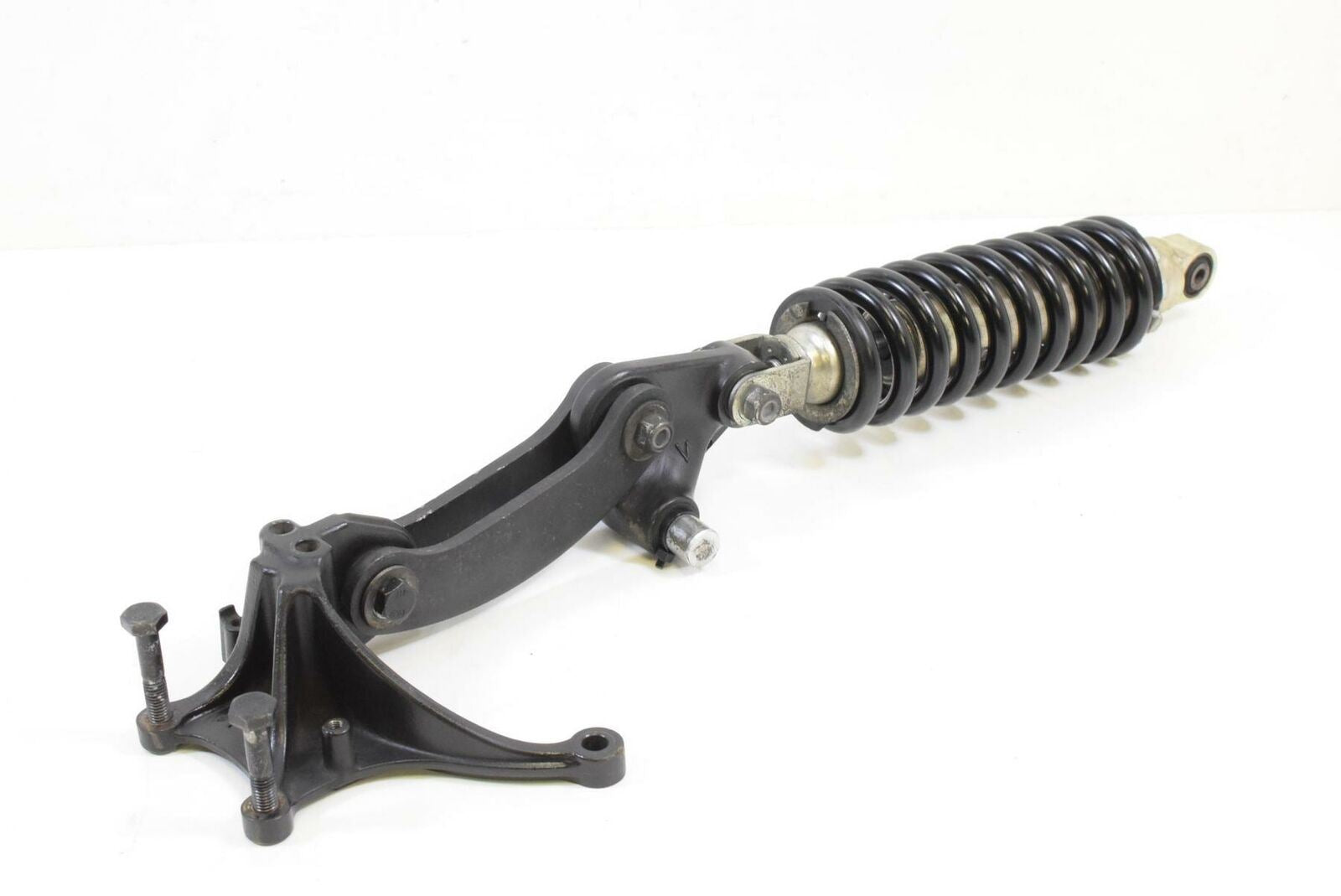 2015 Victory Gunner 106ci Rear Shock Damper Linkage 1542771 / 1823990 {{ shop.shopifyCountryName }} - Mototech271
