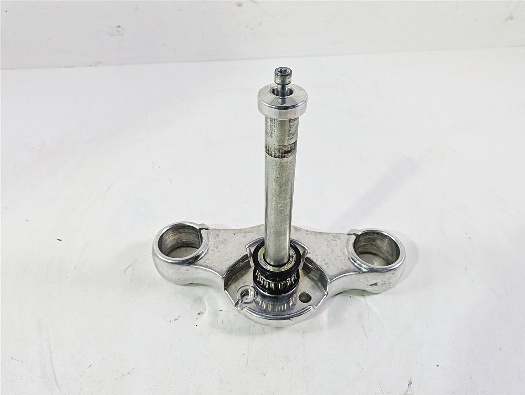 2021 Harley Softail FXST Standard Lower Triple Tree Steering Clamp 45900299 {{ shop.shopifyCountryName }} - Mototech271