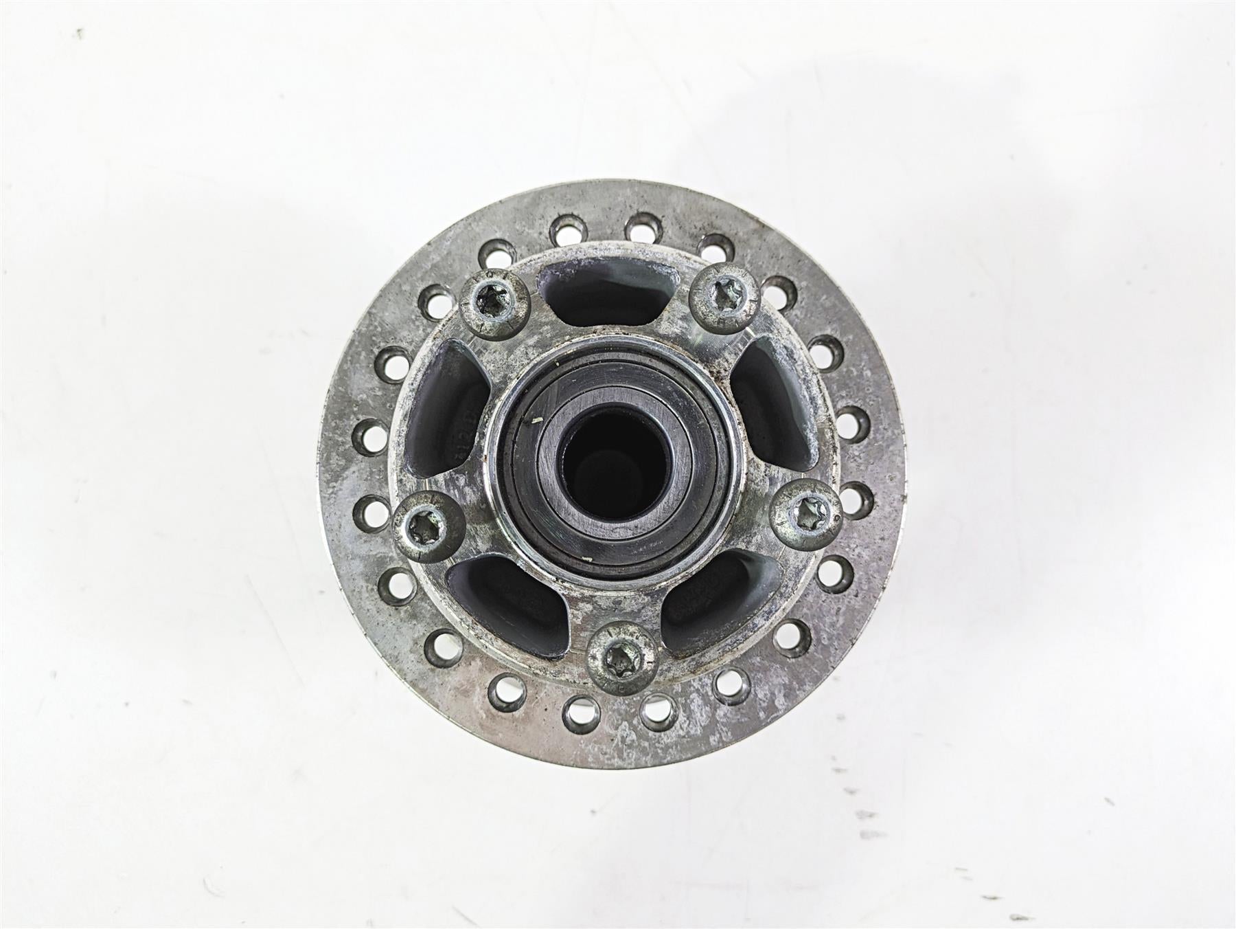 2017 Harley Dyna FXDB Street Bob Front Wheel Rim Hub & 25mm Bearings 41425-09 {{ shop.shopifyCountryName }} - Mototech271