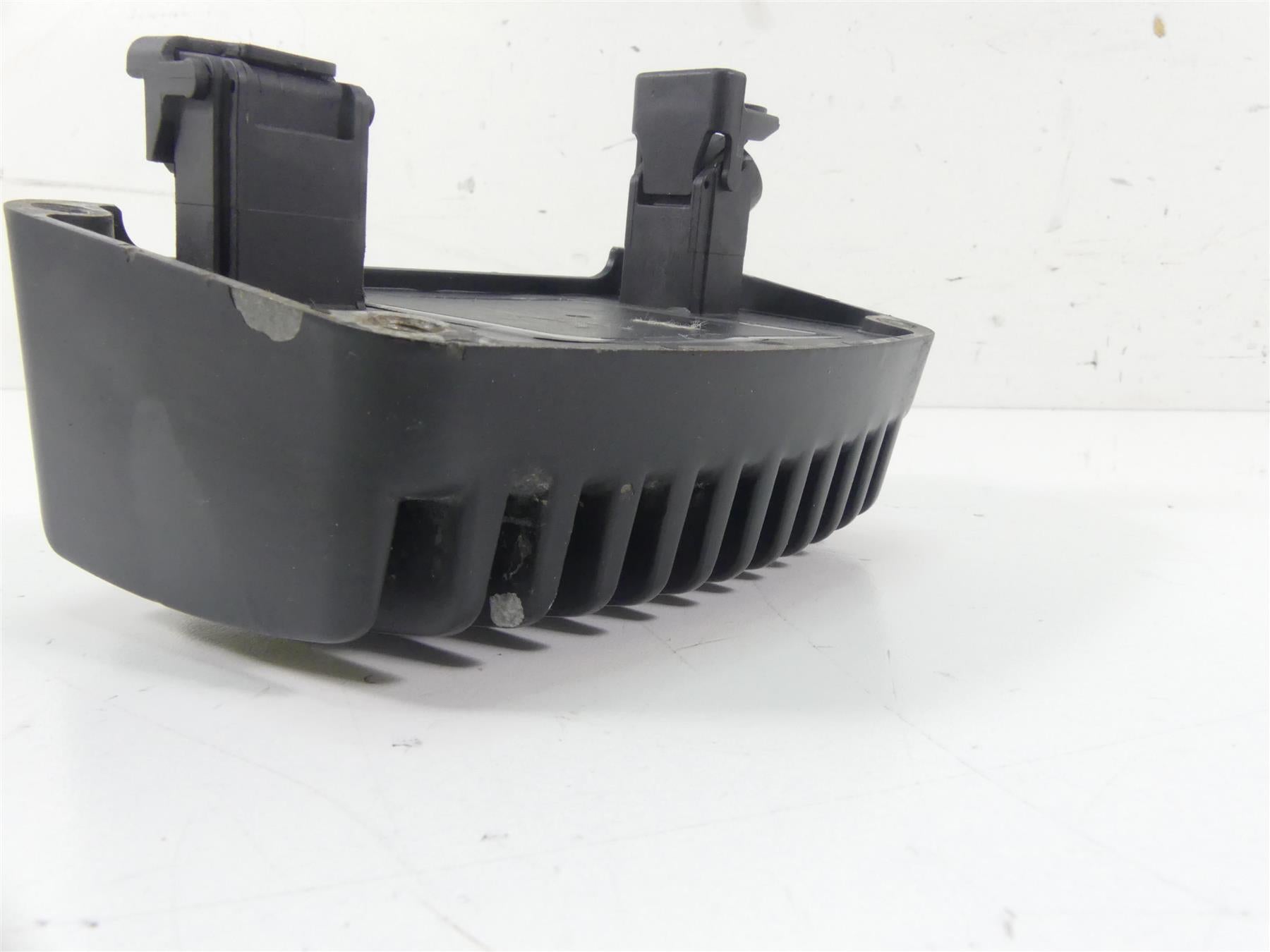 2011 Harley FXDWG Dyna Wide Glide Rectifier Voltage Regulator 74700025 {{ shop.shopifyCountryName }} - Mototech271
