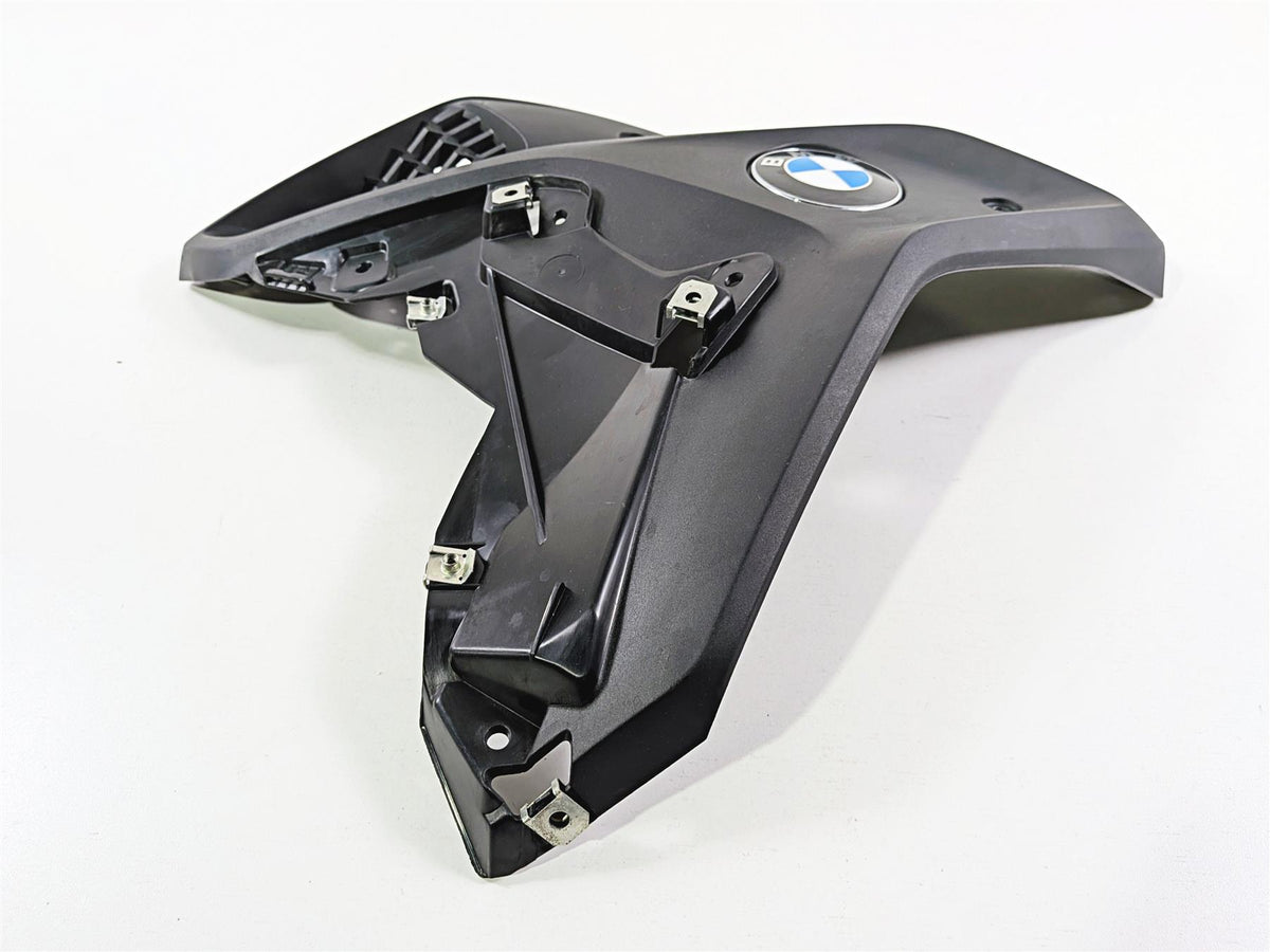 2019 BMW R1250GS K50 Left Intake Fairing & Emblem 46638556655 {{ shop.shopifyCountryName }} - Mototech271