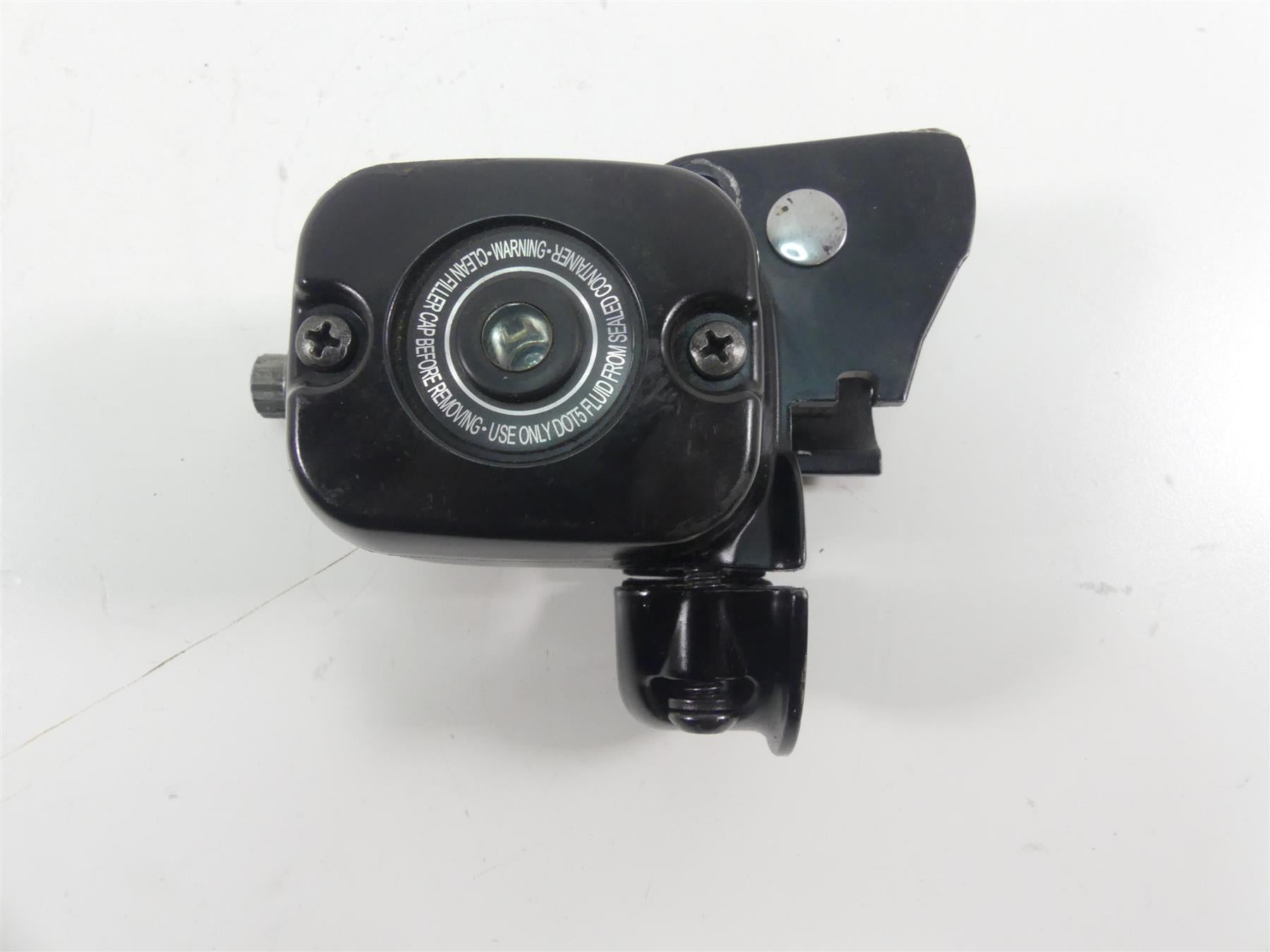 2003 Harley Sportster XL1200 C 100th Anniv Front Brake Master Cyl 9/16" 45019-96 {{ shop.shopifyCountryName }} - Mototech271