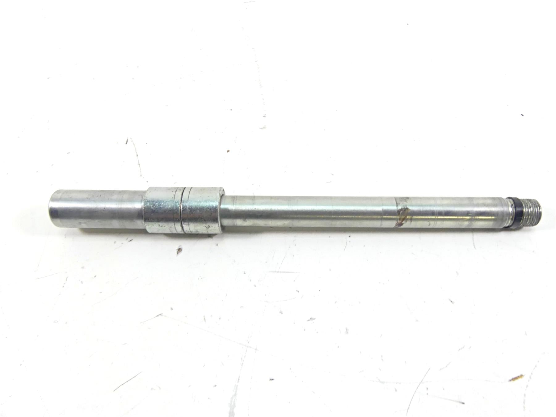 2019 Indian Chieftain Classic Straight Front Axle Wheel Spindle 5138509 {{ shop.shopifyCountryName }} - Mototech271
