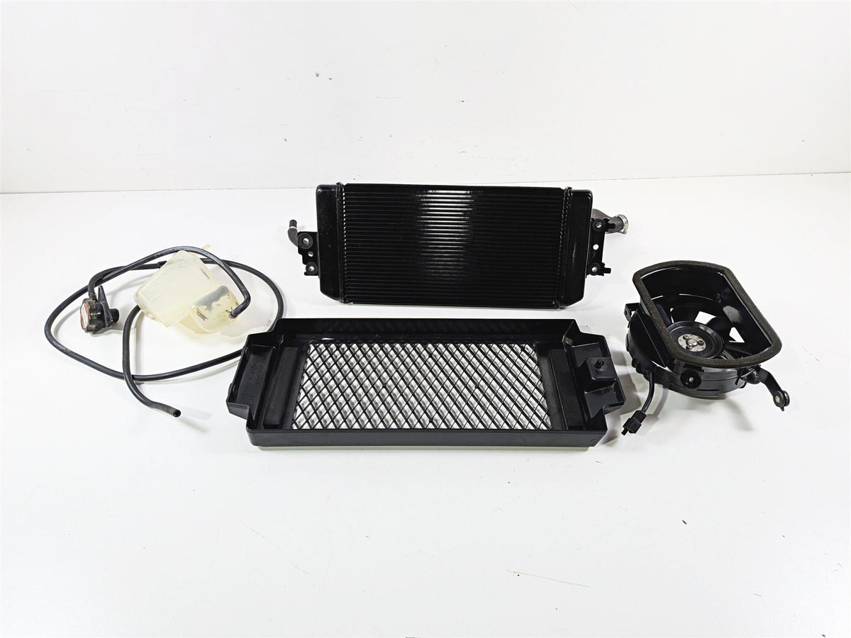 2005 Suzuki VZ800 M50 Boulevard Radiator Fan Reservoir Set 17710-41F20 {{ shop.shopifyCountryName }} - Mototech271