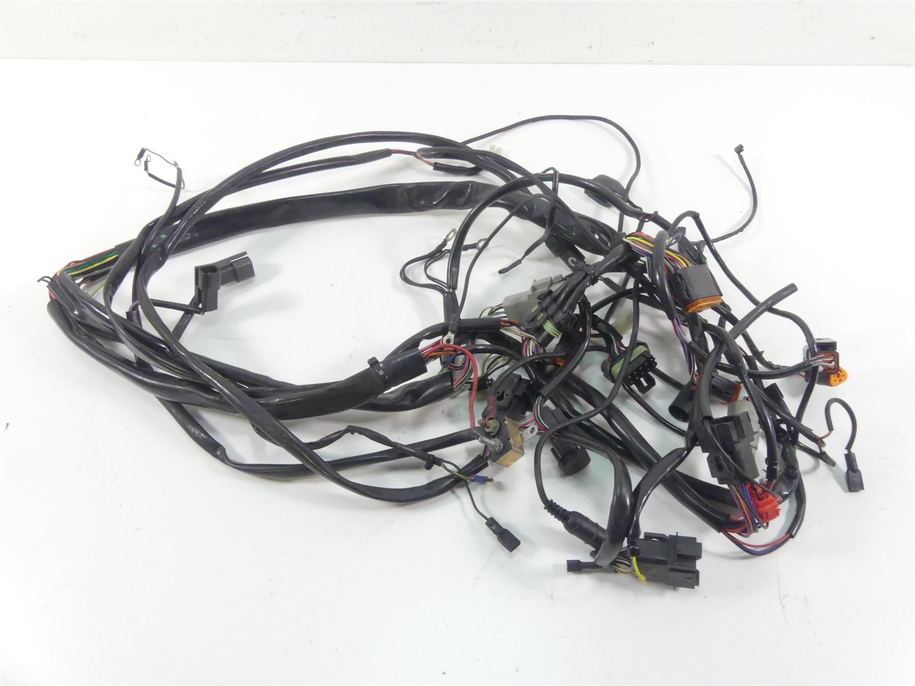 1995 Harley Touring FLHTCU Electra Glide Main Wiring Harness - No Cut 70985-94 {{ shop.shopifyCountryName }} - Mototech271