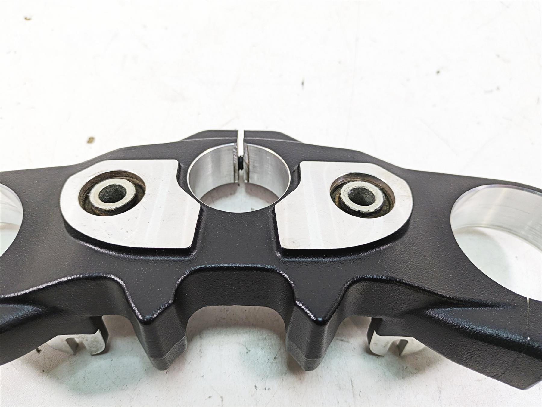 2020 Ducati Scrambler 1100 Sport Pro Upper Triple Tree Steering Clamp 34111571AA {{ shop.shopifyCountryName }} - Mototech271