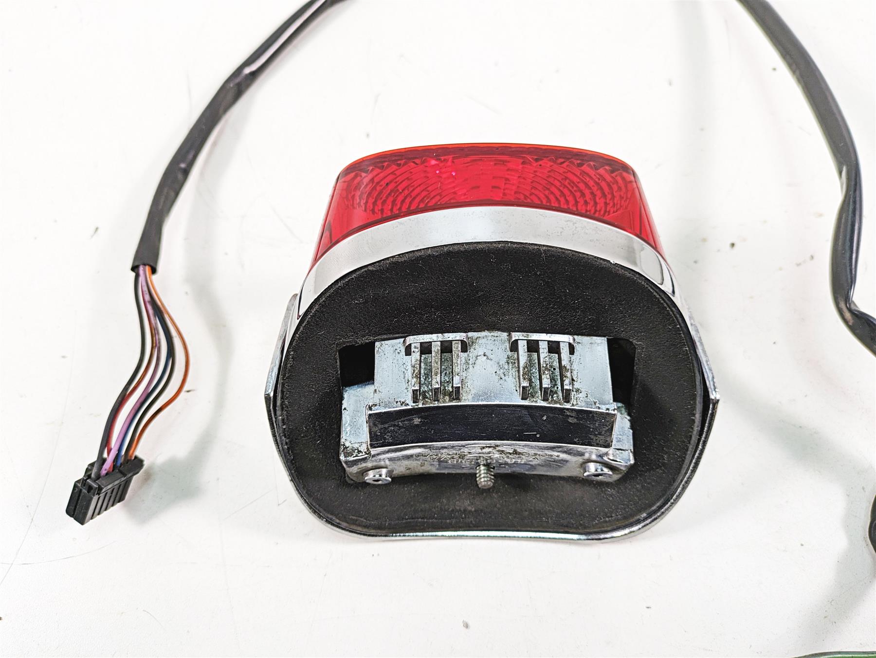 1999 Harley Dyna FXDL Low Rider Taillight Tail Light & Wiring 68066-99 68140-04 {{ shop.shopifyCountryName }} - Mototech271