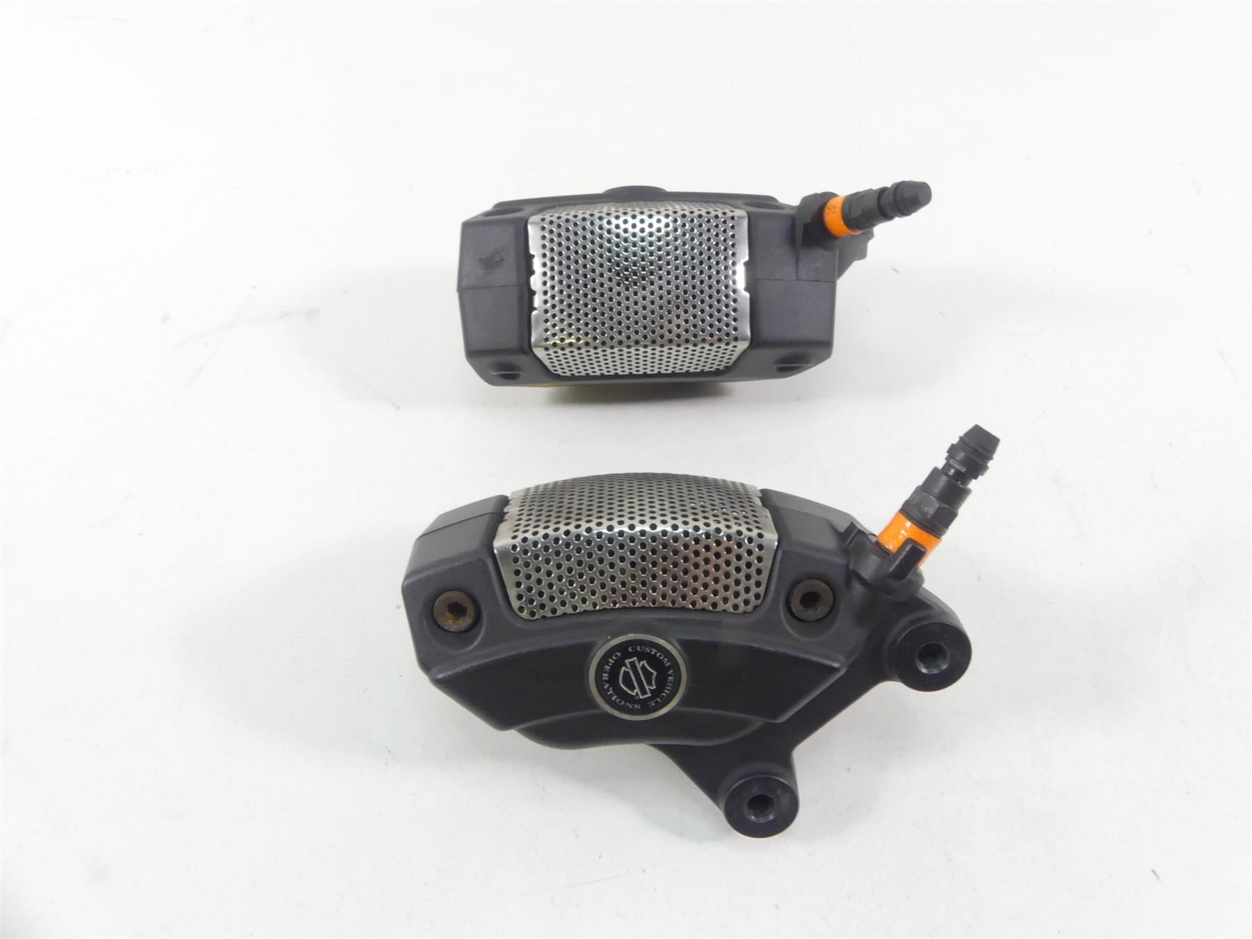 2012 Harley CVO FLHX SE3 Street Glide Front Brake Caliper Set 46368-10 46369-10