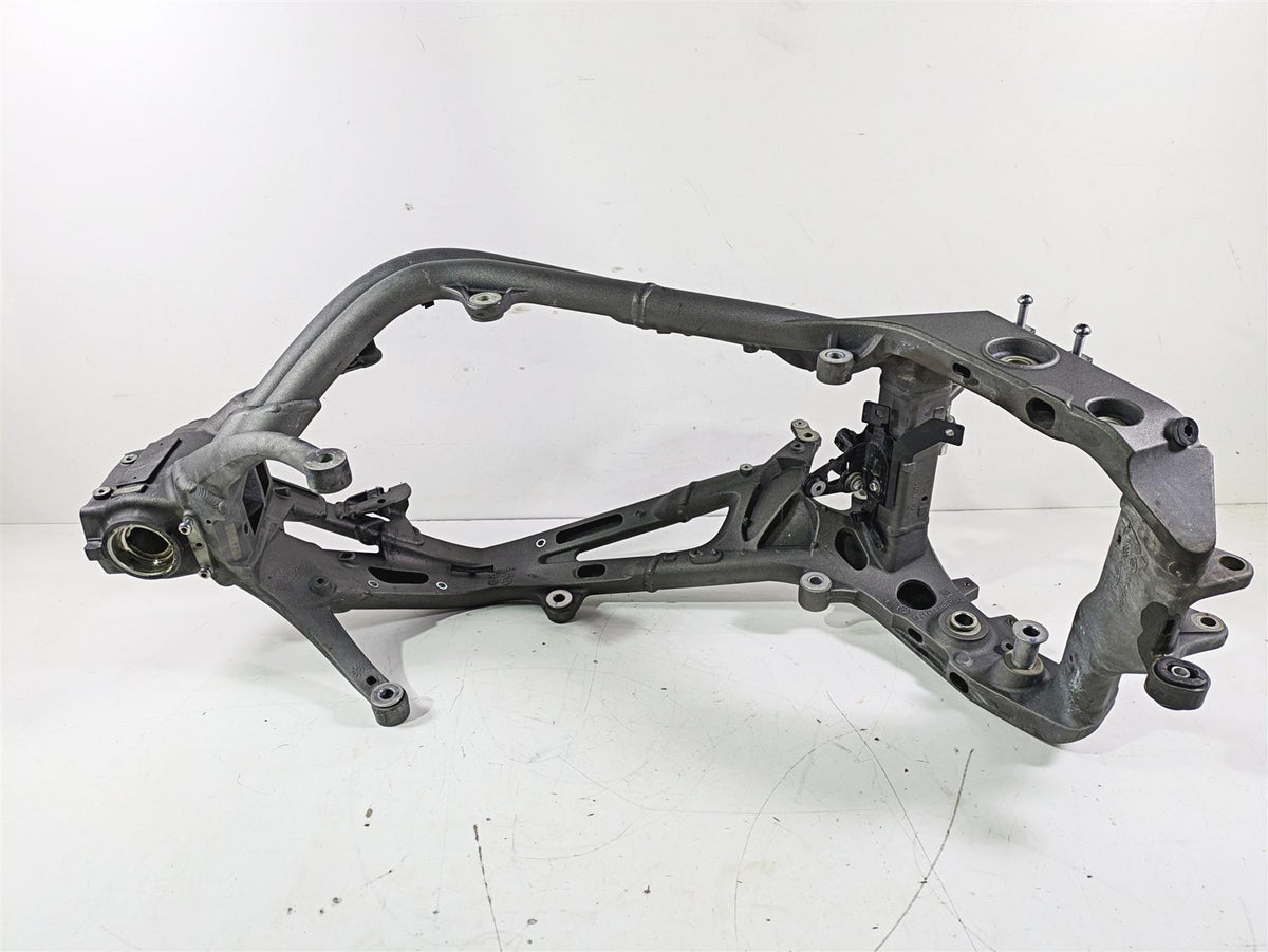 2019 Triumph Speed Triple RS 1050 Straight Main Frame Chassis FOR EXPORT With Nonrepairable Texas Title T2072079 {{ shop.shopifyCountryName }} - Mototech271