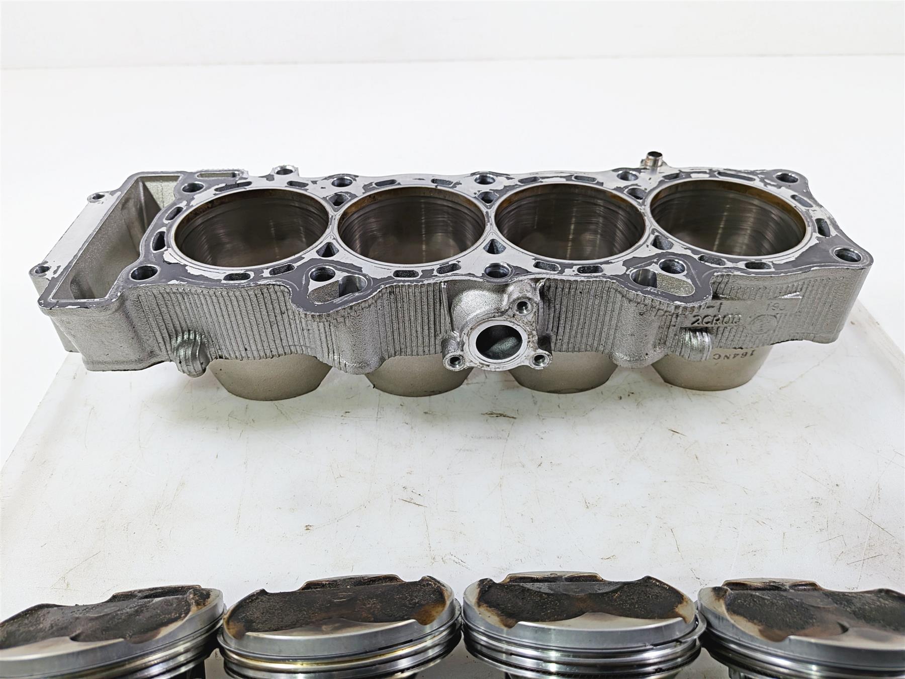 2016 Yamaha YZF R1 RN32 Nice Cylinder Jugs Piston & Rod Set 2CR-11311-00-00 {{ shop.shopifyCountryName }} - Mototech271