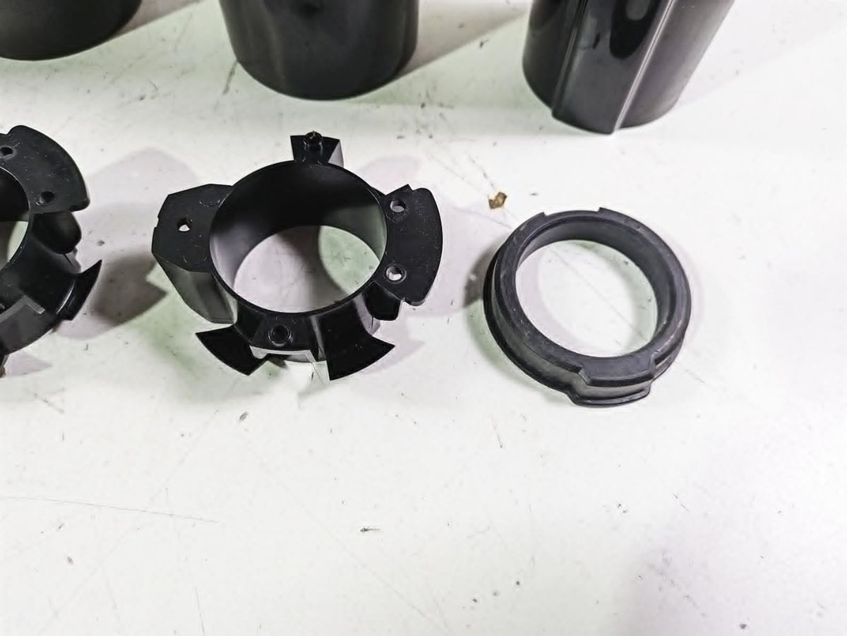 2021 Harley Softail FLSL Slim Upper Lower Front Fork Cover Set 45800129 45800130 {{ shop.shopifyCountryName }} - Mototech271