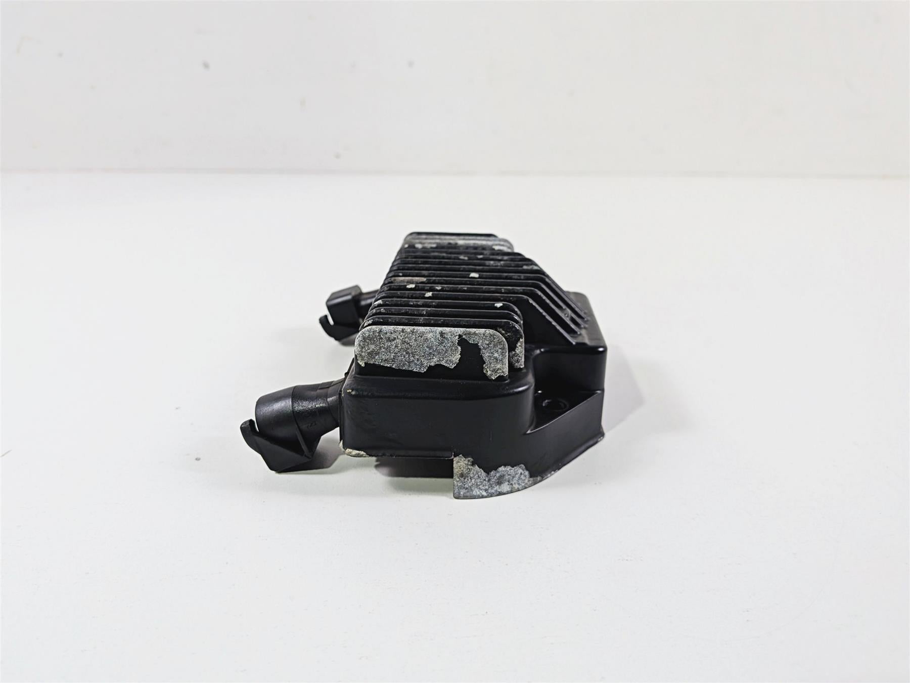 2014 Harley FXDL Dyna Low Rider Rectifier Voltage Regulator 74631-08A {{ shop.shopifyCountryName }} - Mototech271