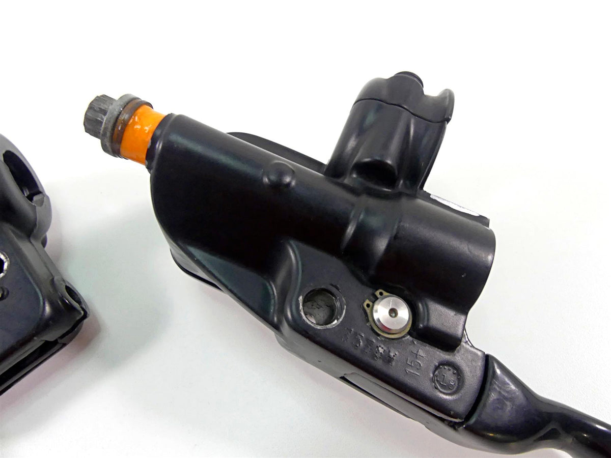 2017 Harley Dyna FXDB Street Bob 9/16 Brake Master Cylind Clutch Perch 45029-11D {{ shop.shopifyCountryName }} - Mototech271