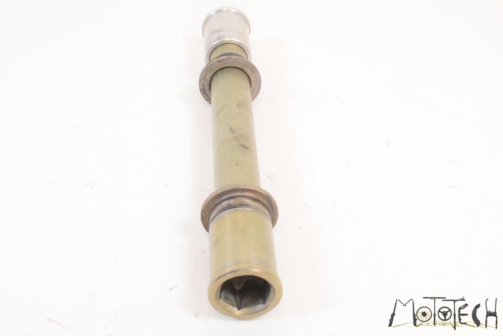 2015 Kawasaki ZX10R ZX1000 Ninja Front Wheel Axle Spindle 41068-0049 {{ shop.shopifyCountryName }} - Mototech271