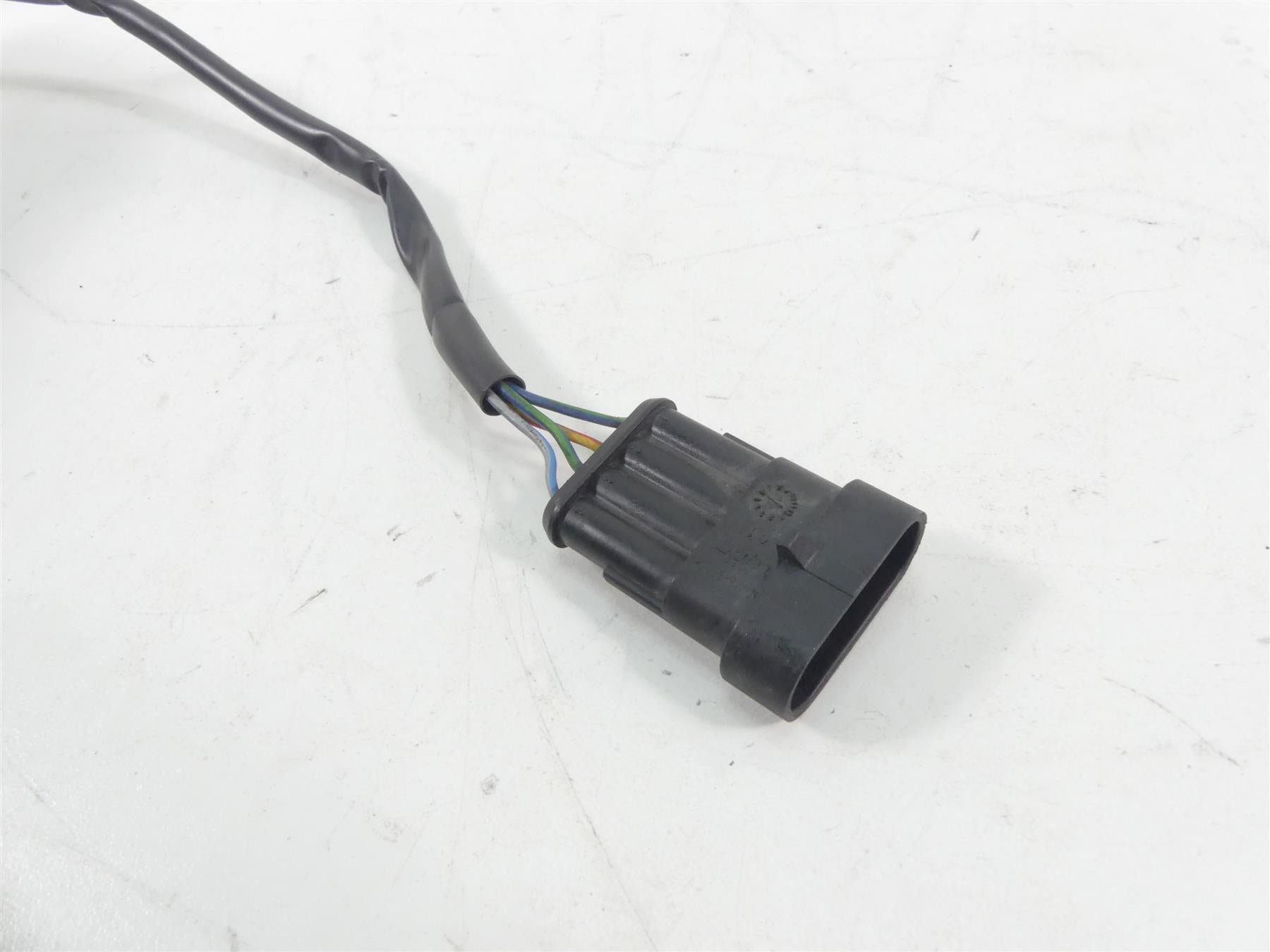 2004 Aprilia RSV1000 R Mille Right Hand Start Kill Control Switch AP8118637 {{ shop.shopifyCountryName }} - Mototech271