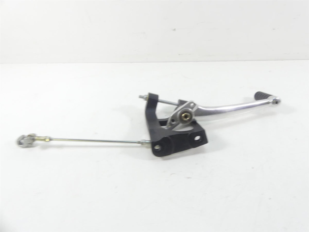 2020 Indian Roadmaster Front Left Foot Mount & Shifter Lever 5138351 5138405 {{ shop.shopifyCountryName }} - Mototech271