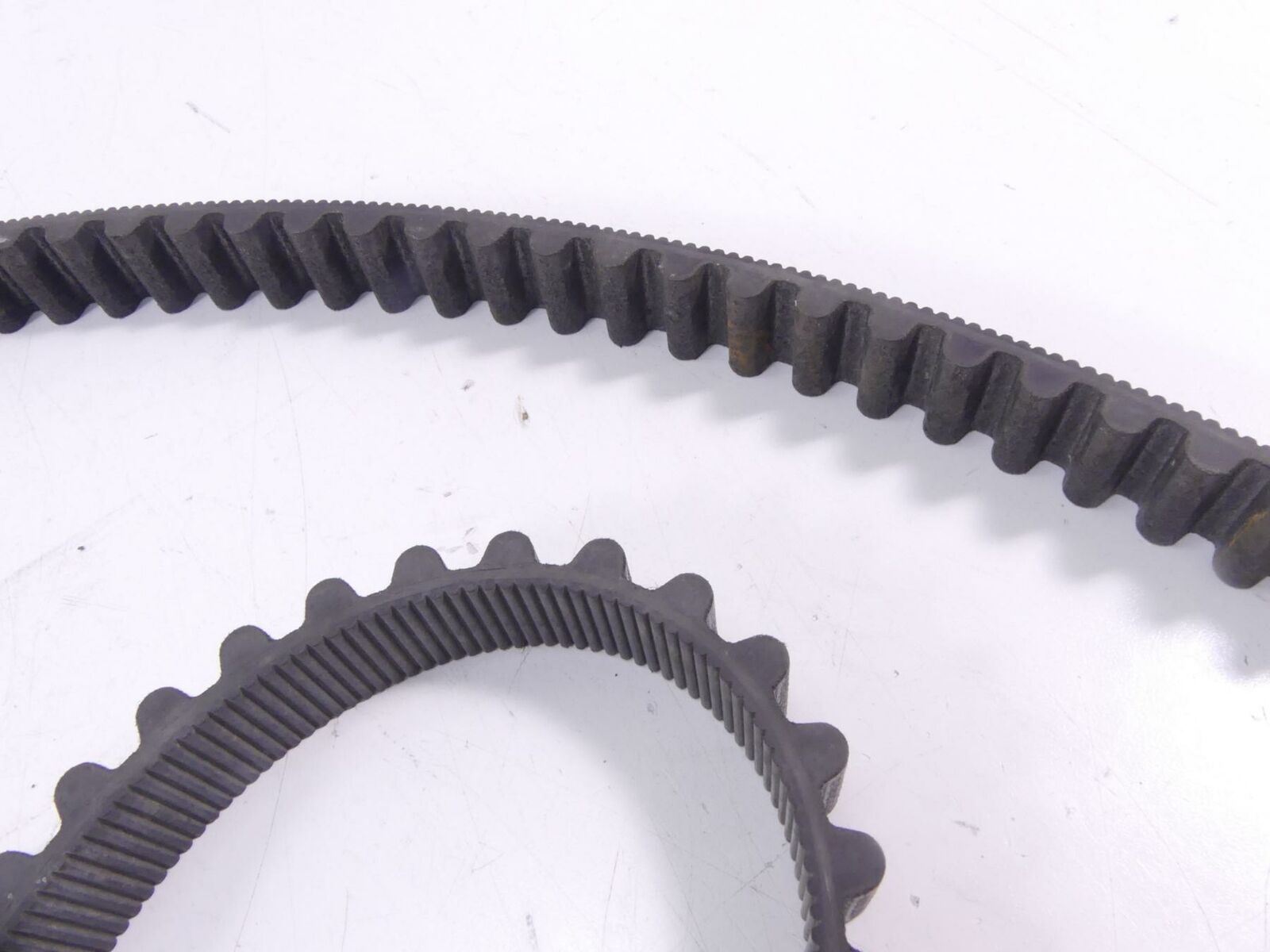 2011 Harley Touring FLHRC Road King Rear Drive Belt 140T 1" 40024-09A {{ shop.shopifyCountryName }} - Mototech271