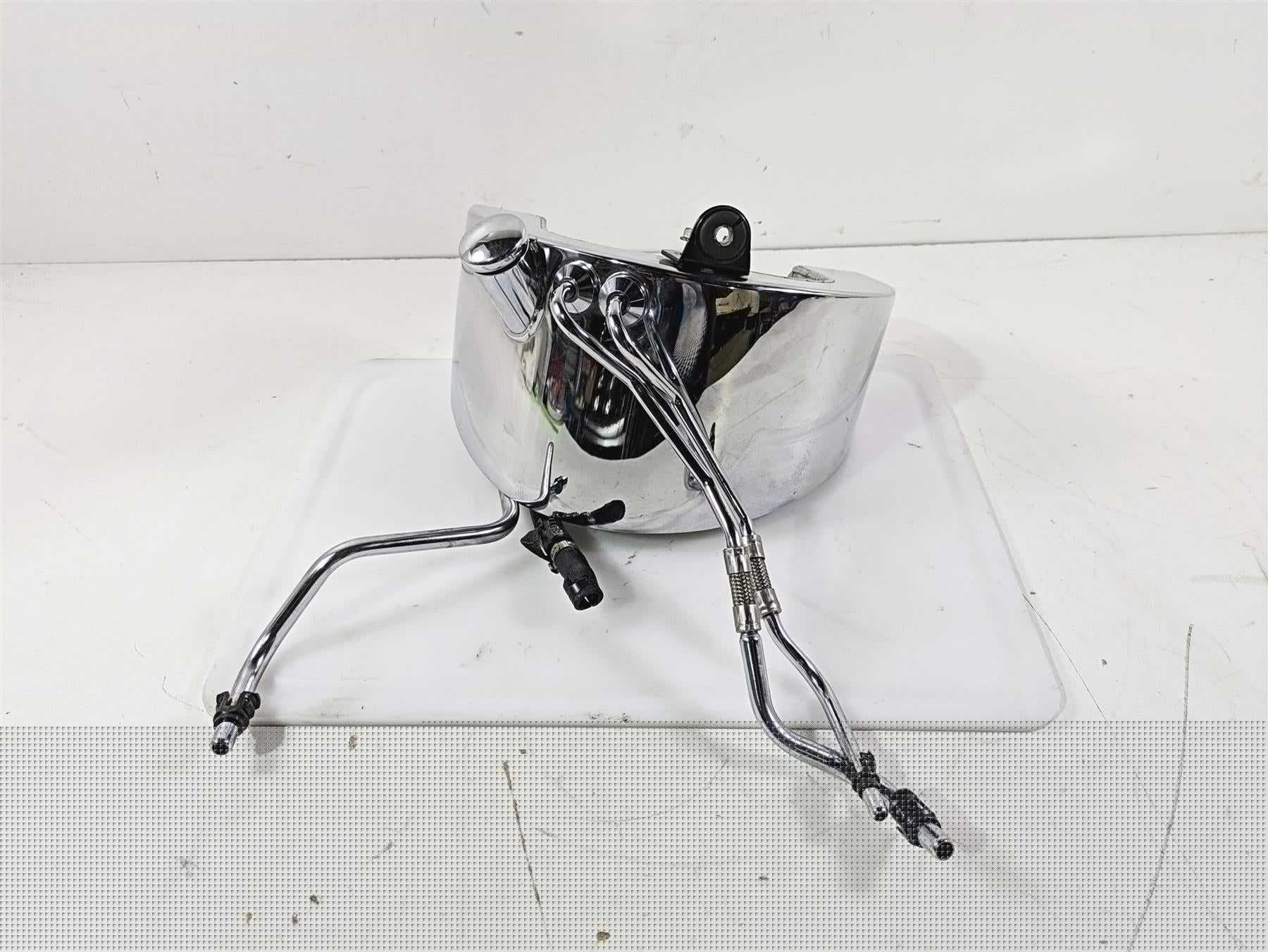 2008 Harley FLSTC 105TH Softail Heritage Oil Tank Reservoir & Lines 62498-00A {{ shop.shopifyCountryName }} - Mototech271
