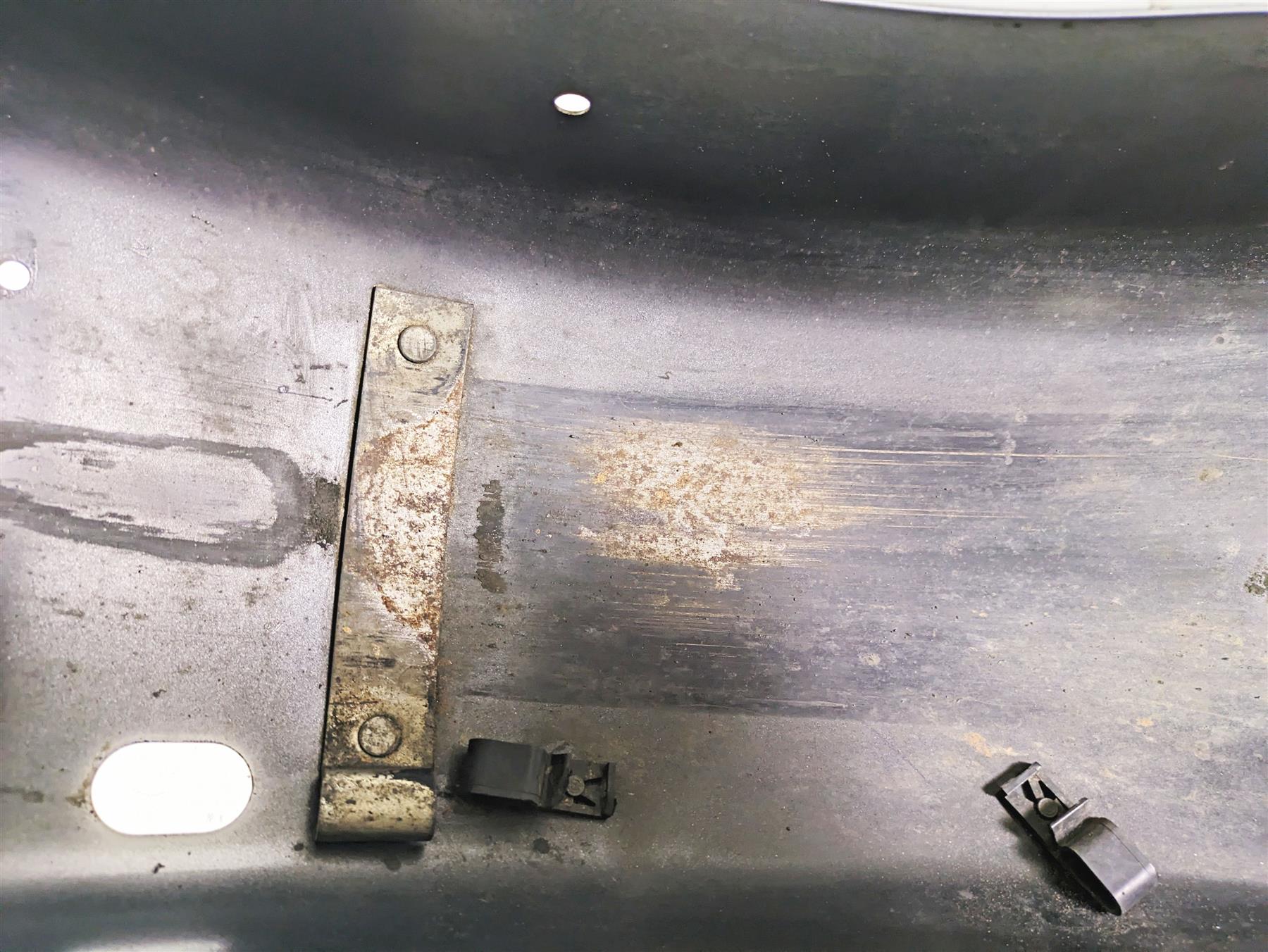 2003 Harley Touring FLHTCUI 100TH E-Glide Rear Fender Sterling Silver 59579-01B {{ shop.shopifyCountryName }} - Mototech271