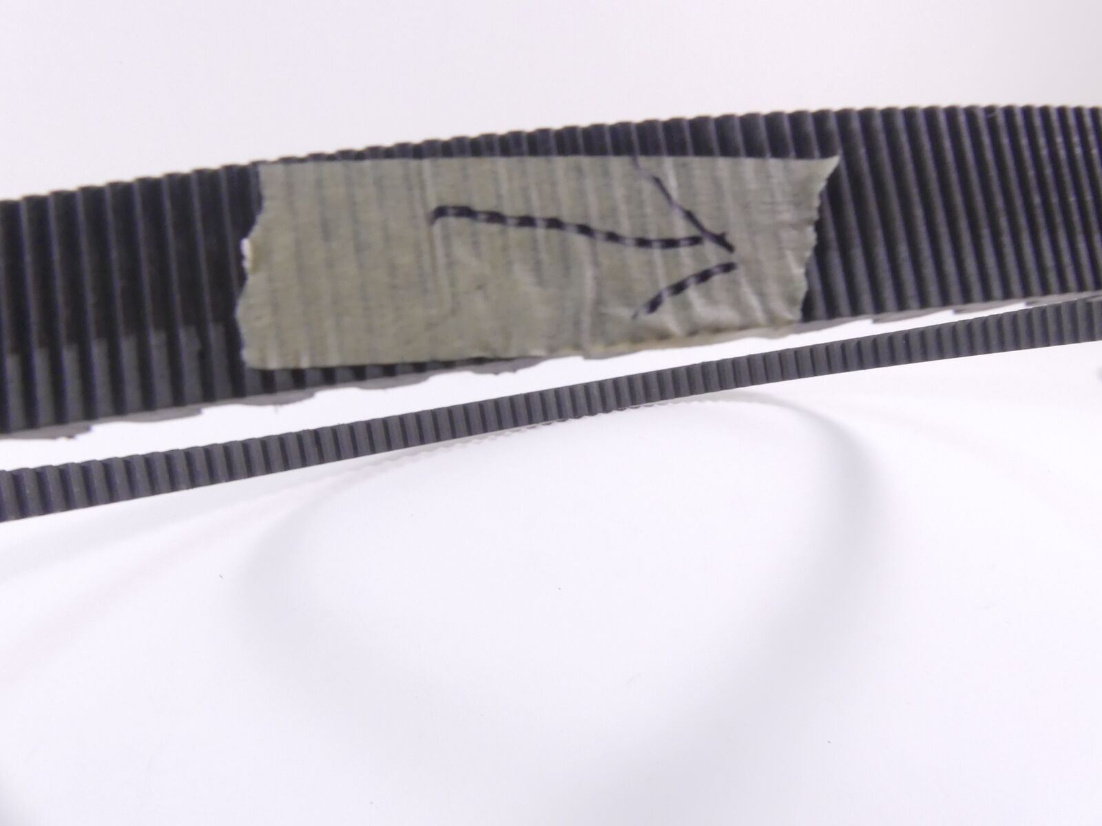2012 Victory High Ball Rear Main Drive Belt 28Mm 3211102 {{ shop.shopifyCountryName }} - Mototech271