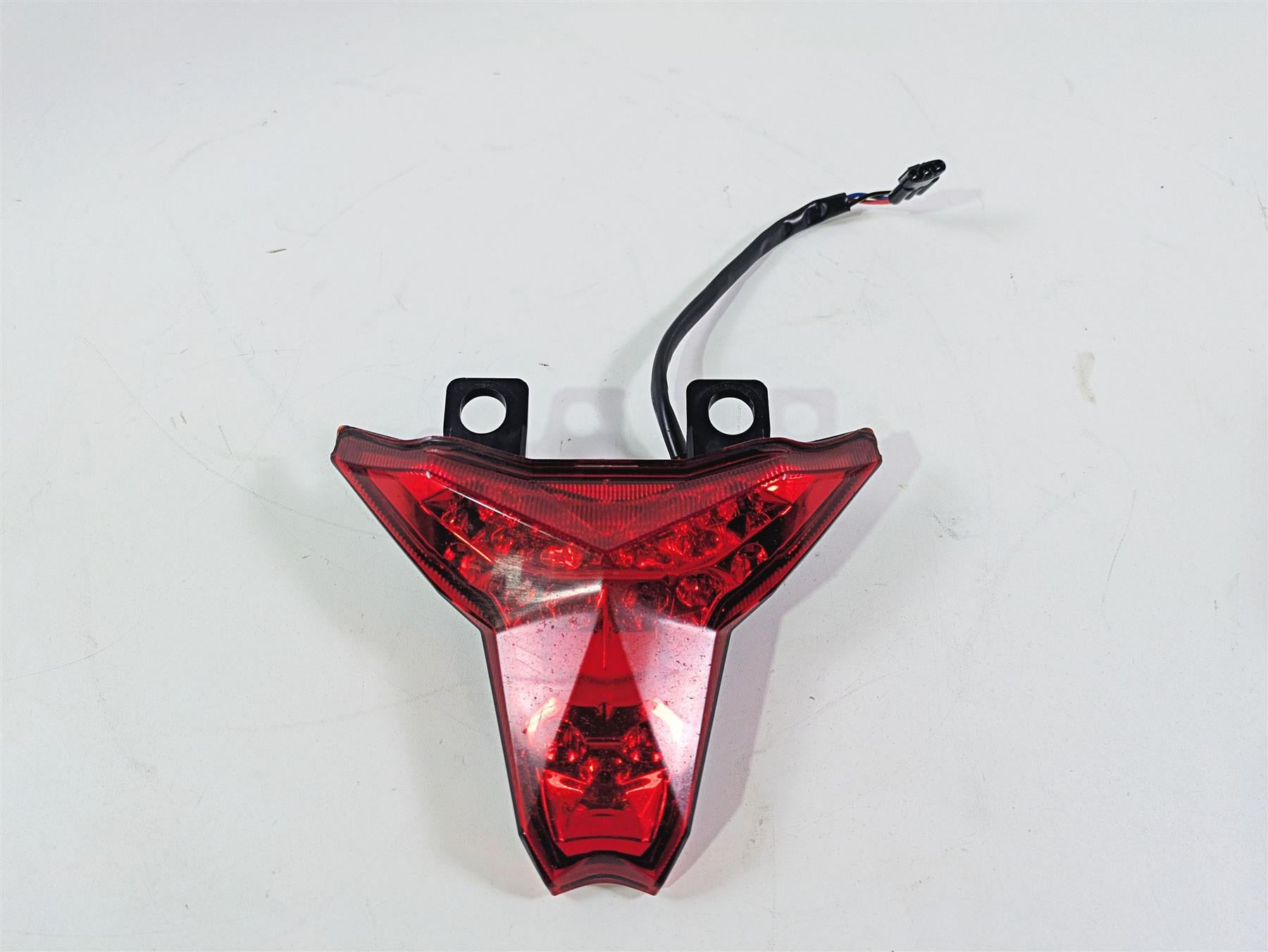 2016 Kawasaki ZX10R Ninja Rear Taillight Tail Lamp - Read 23025-0332 23025-0377