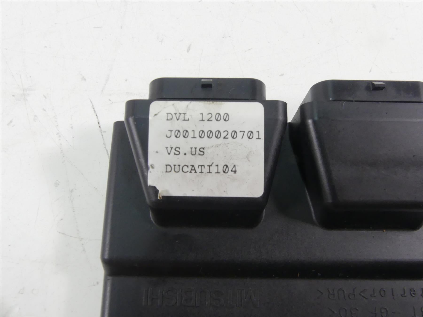 2015 Ducati Diavel Carbon Red Cdi Ecu Ecm Engine Control Module 28641751A {{ shop.shopifyCountryName }} - Mototech271