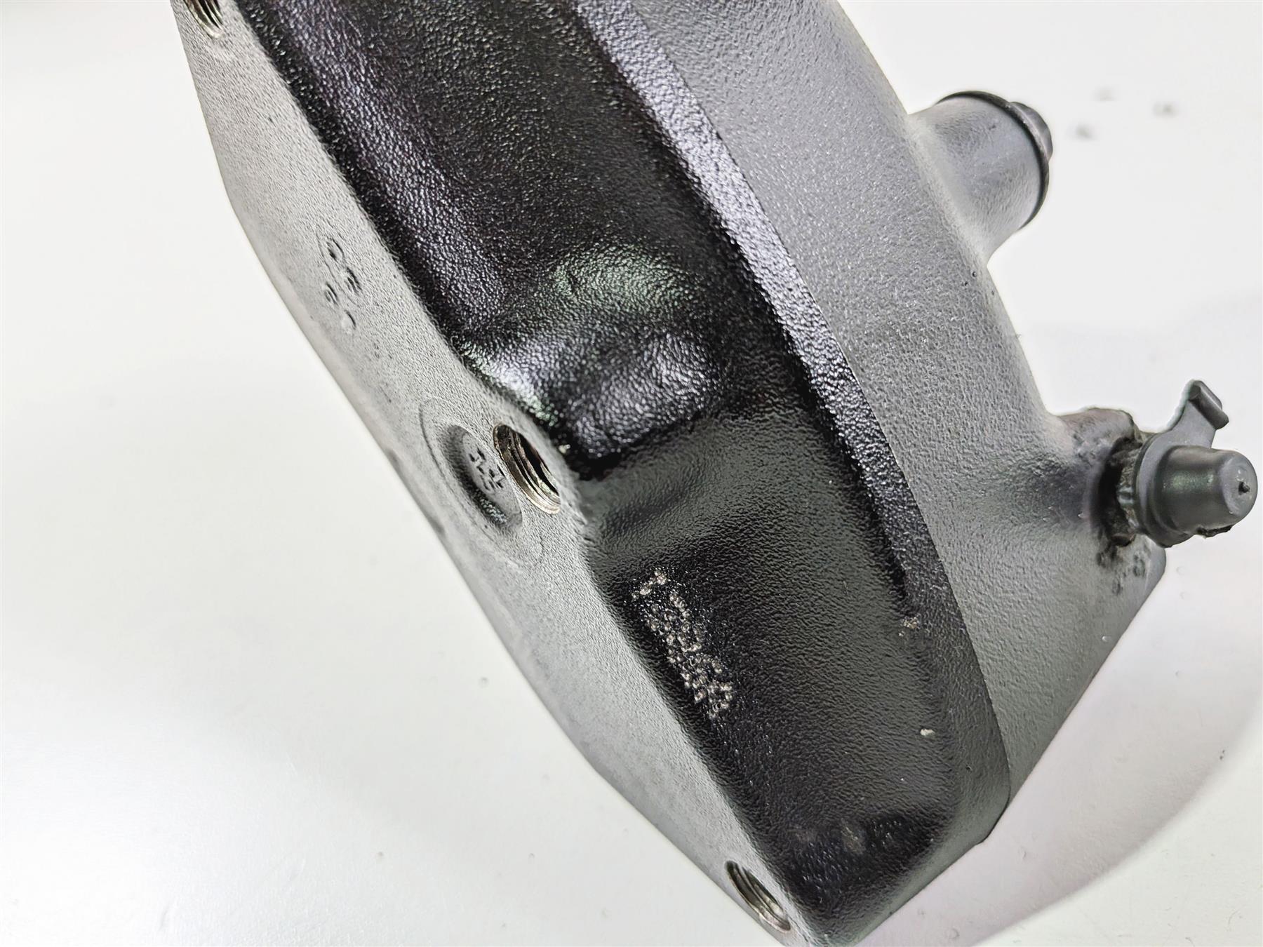 2006 Harley Davidson Dyna FXDBI Street Bob Front Brake Caliper 44046-00D {{ shop.shopifyCountryName }} - Mototech271