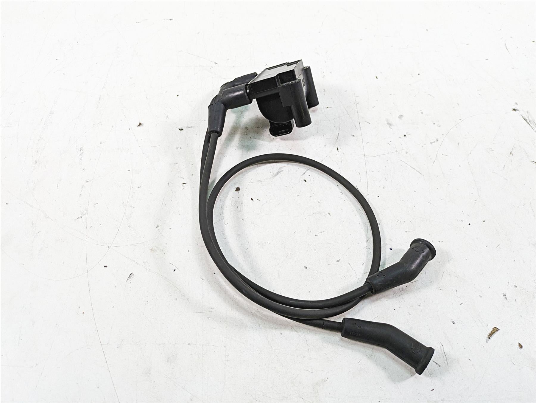 2015 Harley Touring FLHXS Street Glide Ignition Coil Wires & Plugs 31696-07A {{ shop.shopifyCountryName }} - Mototech271