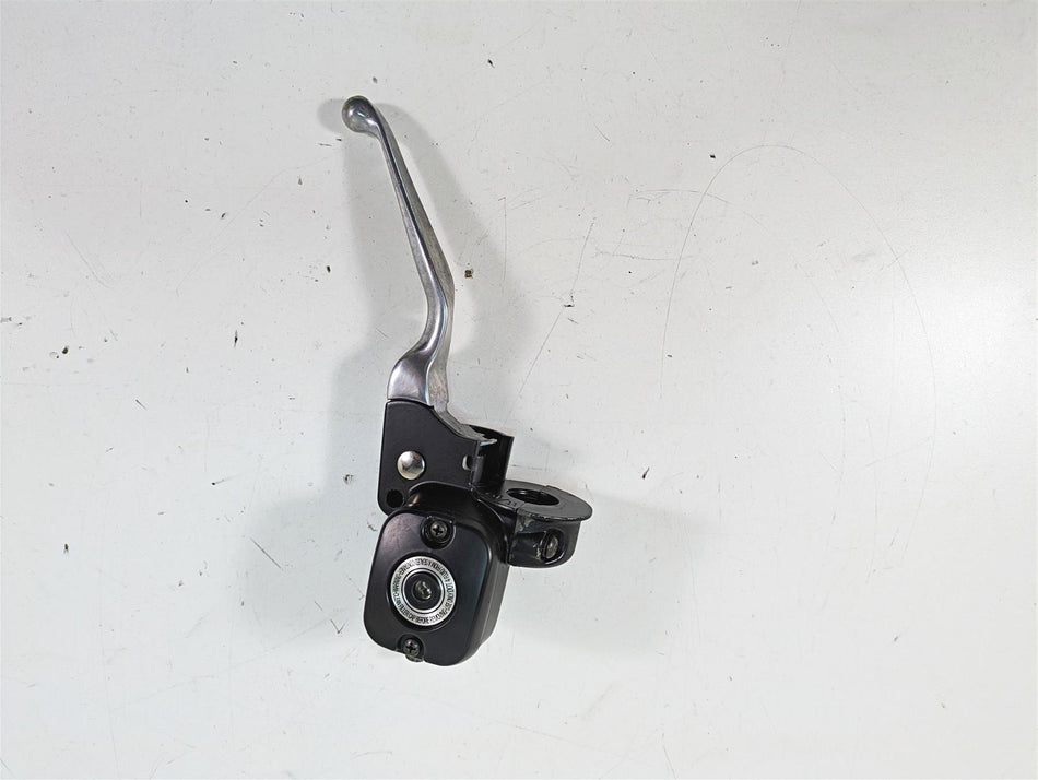 2005 Harley Touring FLHTCUI Electra Glide Front Brake Master Cylinder 41700738 {{ shop.shopifyCountryName }} - Mototech271