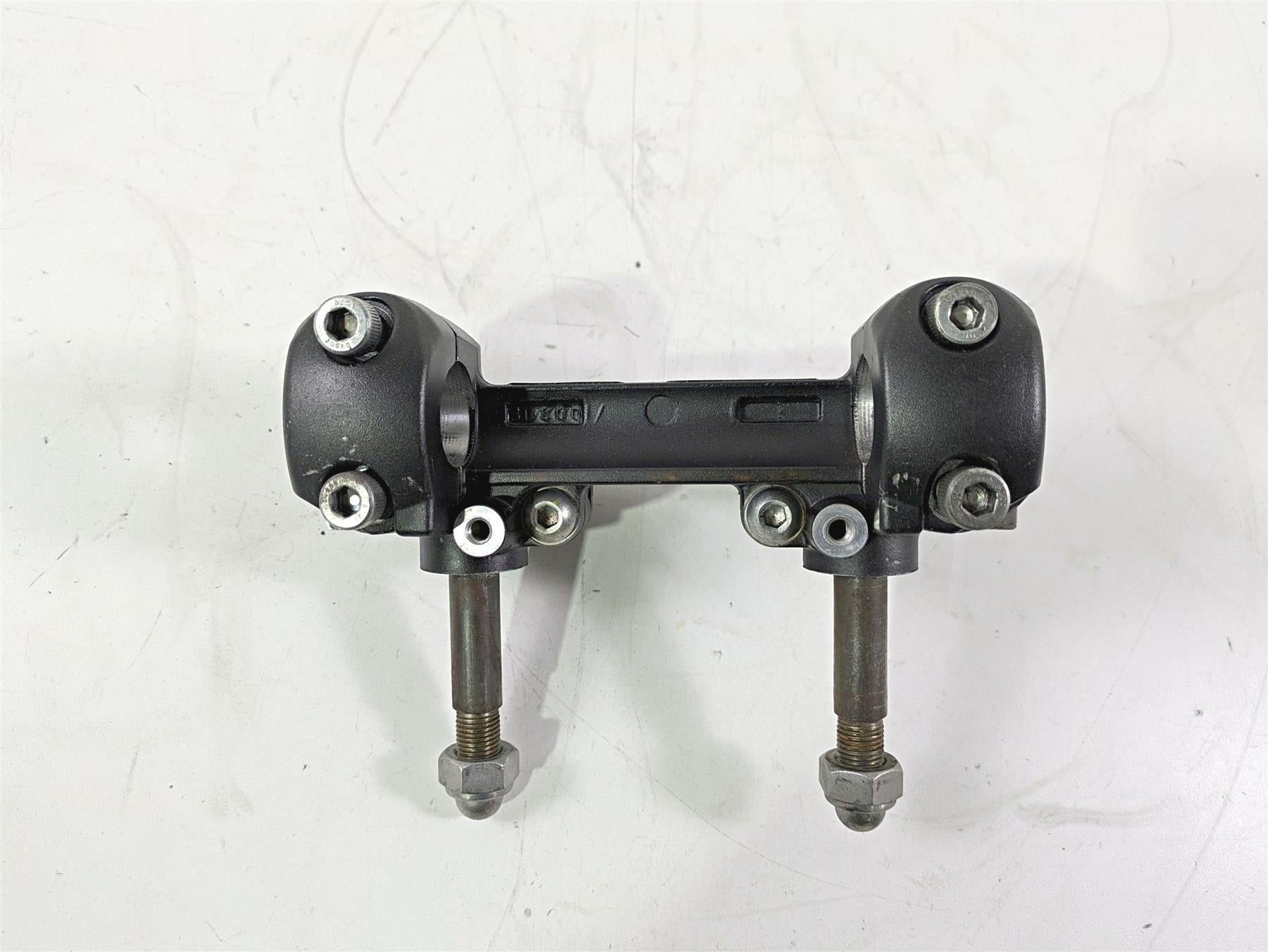 2008 Yamaha XVS1300 V-Star Tourer Handlebar Riser Holder 3D8-23442-00-00 {{ shop.shopifyCountryName }} - Mototech271