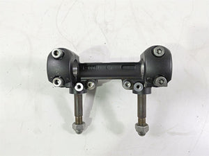 2008 Yamaha XVS1300 V-Star Tourer Handlebar Riser Holder 3D8-23442-00-00 | Mototech271
