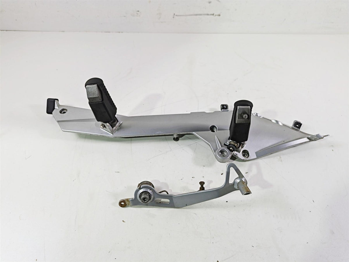 2009 BMW R1200RT K26 Right Footpegs + Bracket & Brake Lever Pedal 46717675290 {{ shop.shopifyCountryName }} - Mototech271