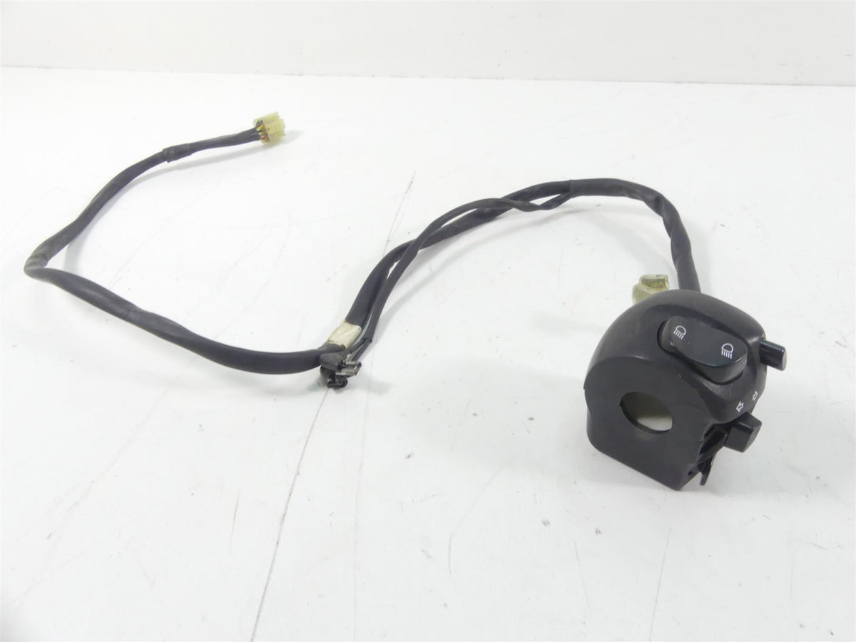 2007 Yamaha FZ1 Fazer Left Hand Control Switch Light Blinker 3C3-83972-00-00 {{ shop.shopifyCountryName }} - Mototech271
