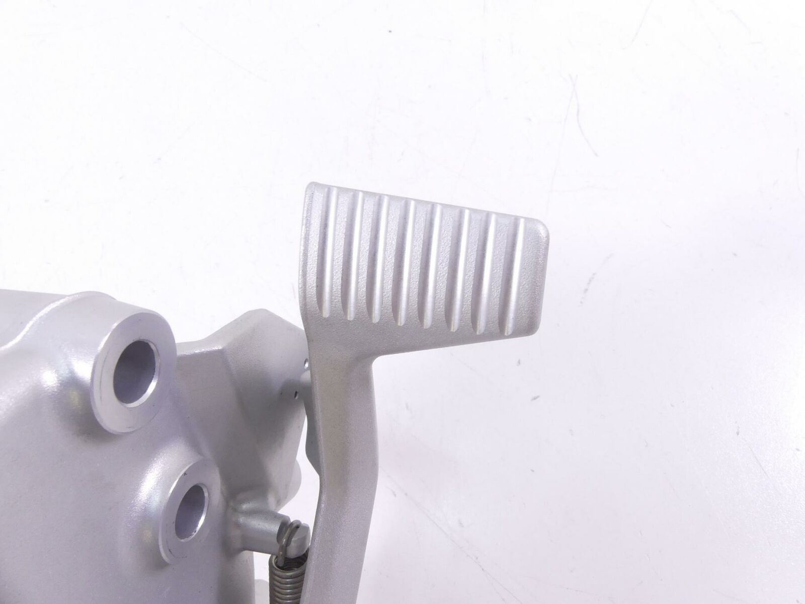 2020 BMW F900 R F900R K83 Right Footpeg Bracket Brake Pedal Assembly 46718404012 {{ shop.shopifyCountryName }} - Mototech271