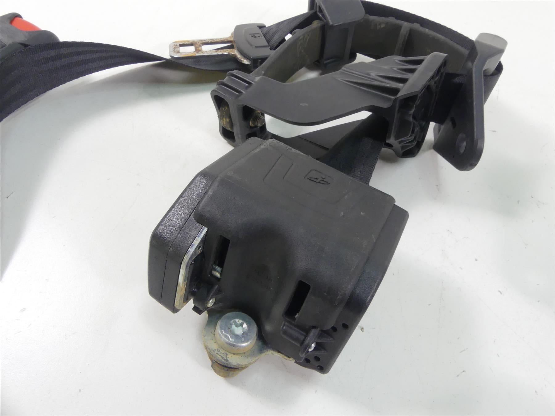 2019 Polaris General 1000 EPS Left Right Seat Belt Buckle Set 2636732 {{ shop.shopifyCountryName }} - Mototech271