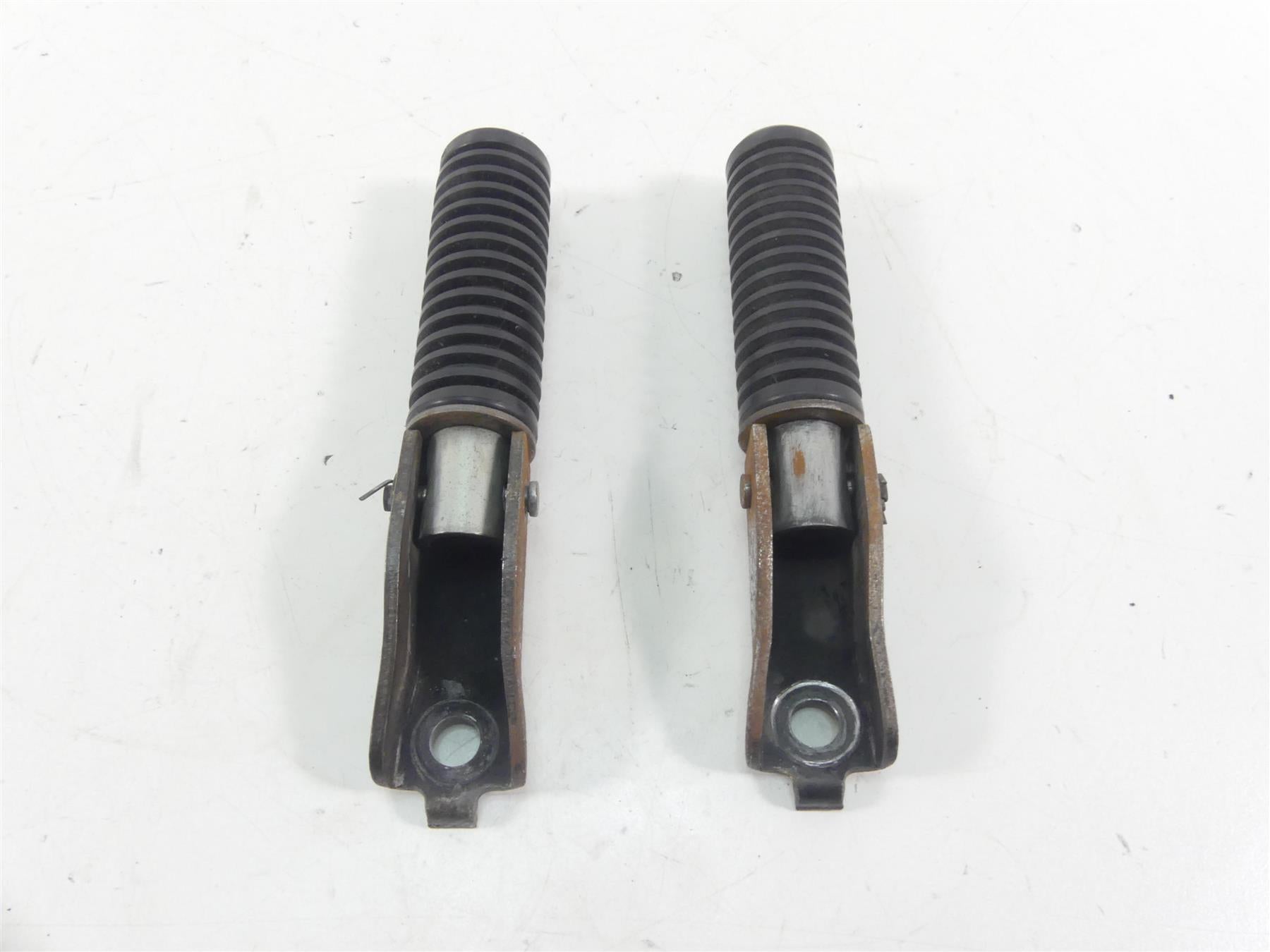 1977 Honda CB750 A Four Hondamatic Rear Footpeg Foot Peg Set 50710-405-000 {{ shop.shopifyCountryName }} - Mototech271
