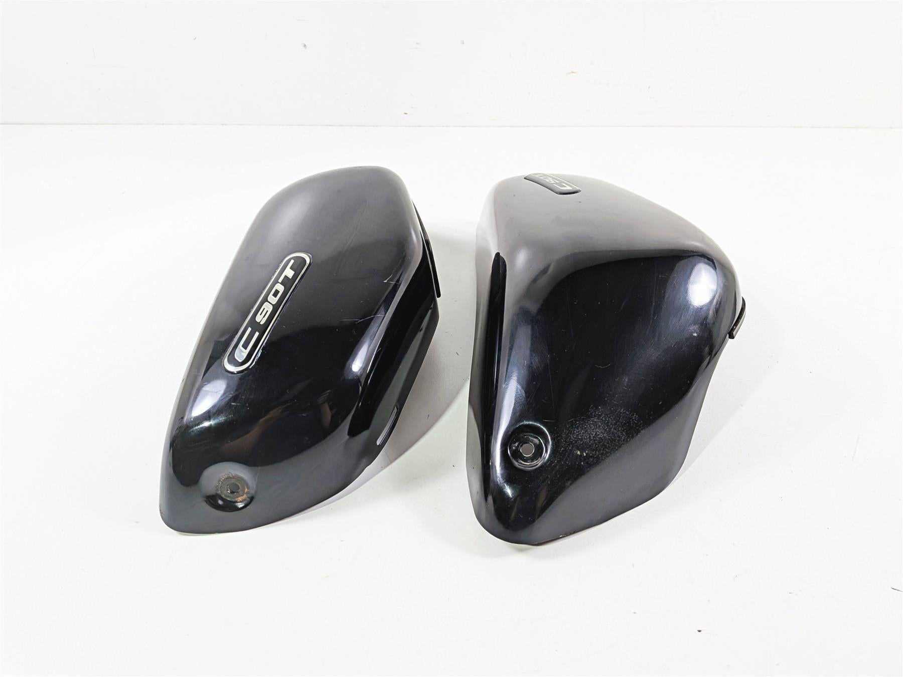 2006 Suzuki C90 VL1500T Boulevard Side Cover Fairing Set 47110-10F00 47210-10F00 {{ shop.shopifyCountryName }} - Mototech271