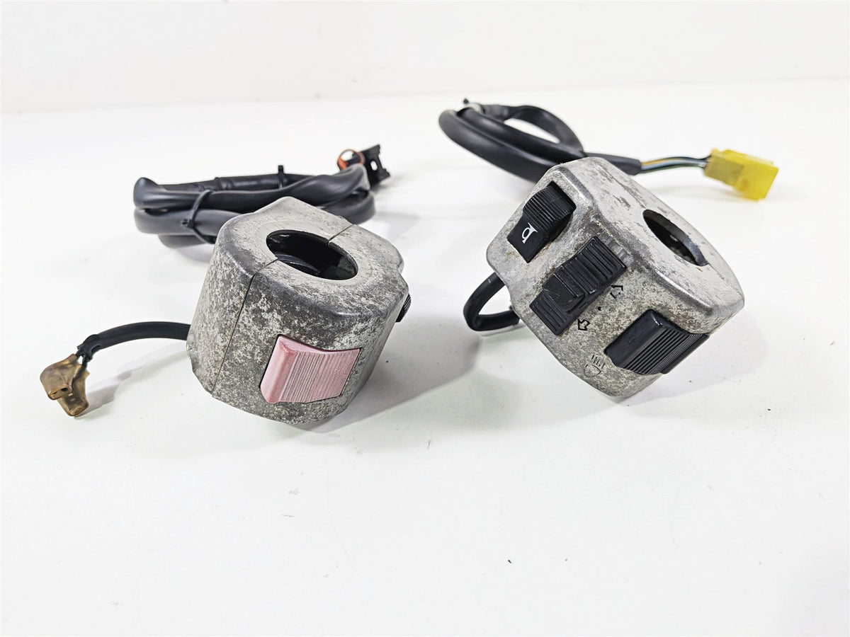 2001 Suzuki VZ800 Marauder Hand Control Switch Set 37200-48E30 37400-48E10 {{ shop.shopifyCountryName }} - Mototech271