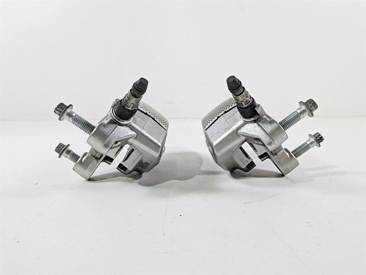 2015 Harley Touring FLTRUSE CVO Road Glide Front Brake Caliper Set 42938-08-Mototech271