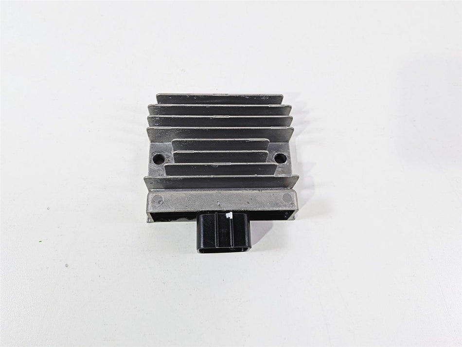 2024 Kawasaki EX500 Ninja 40th An. Rectifier Voltage Regulator 21066-0761 {{ shop.shopifyCountryName }} - Mototech271